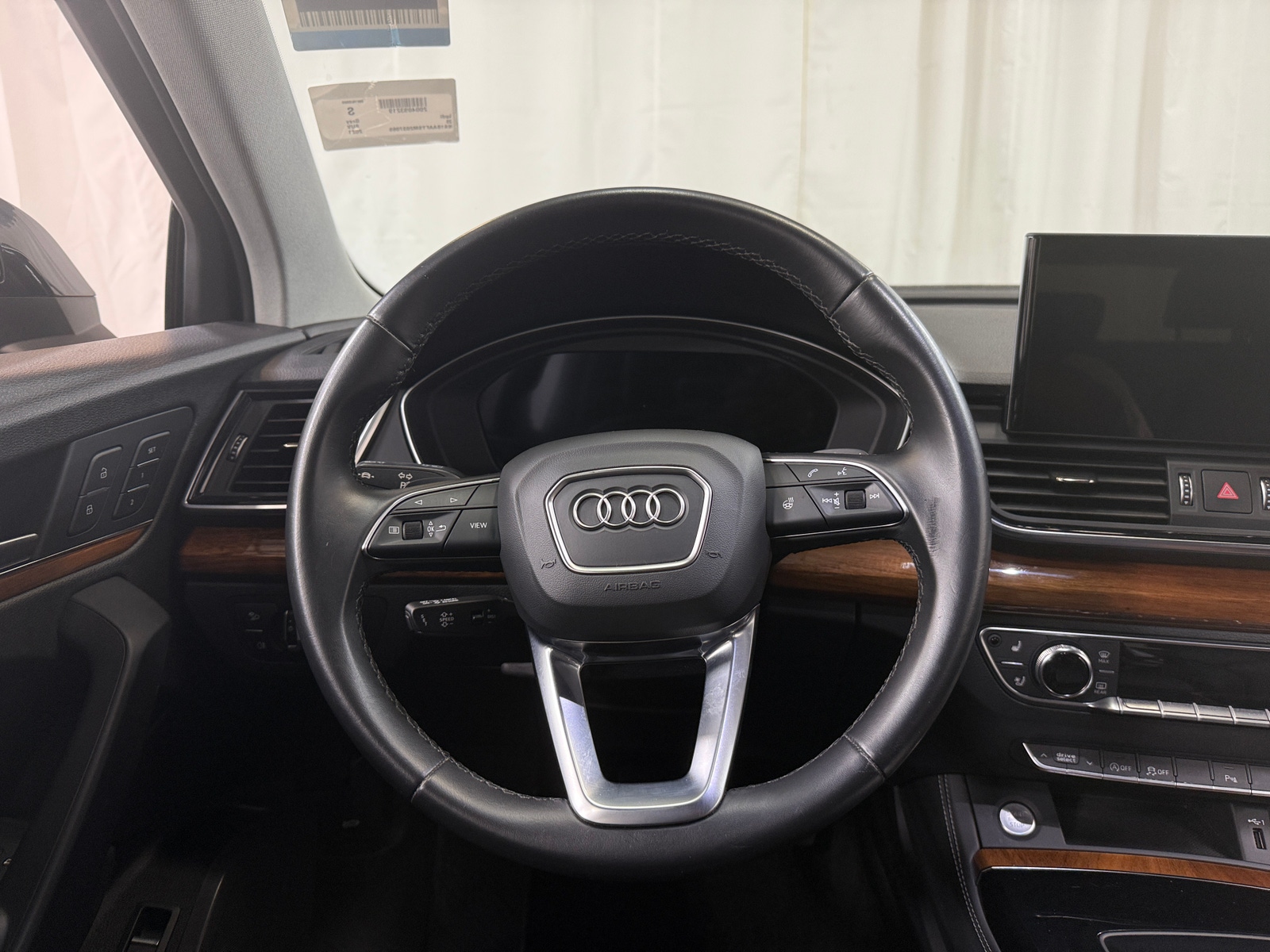 Thumbnail: 2021 Audi Q5 - 4