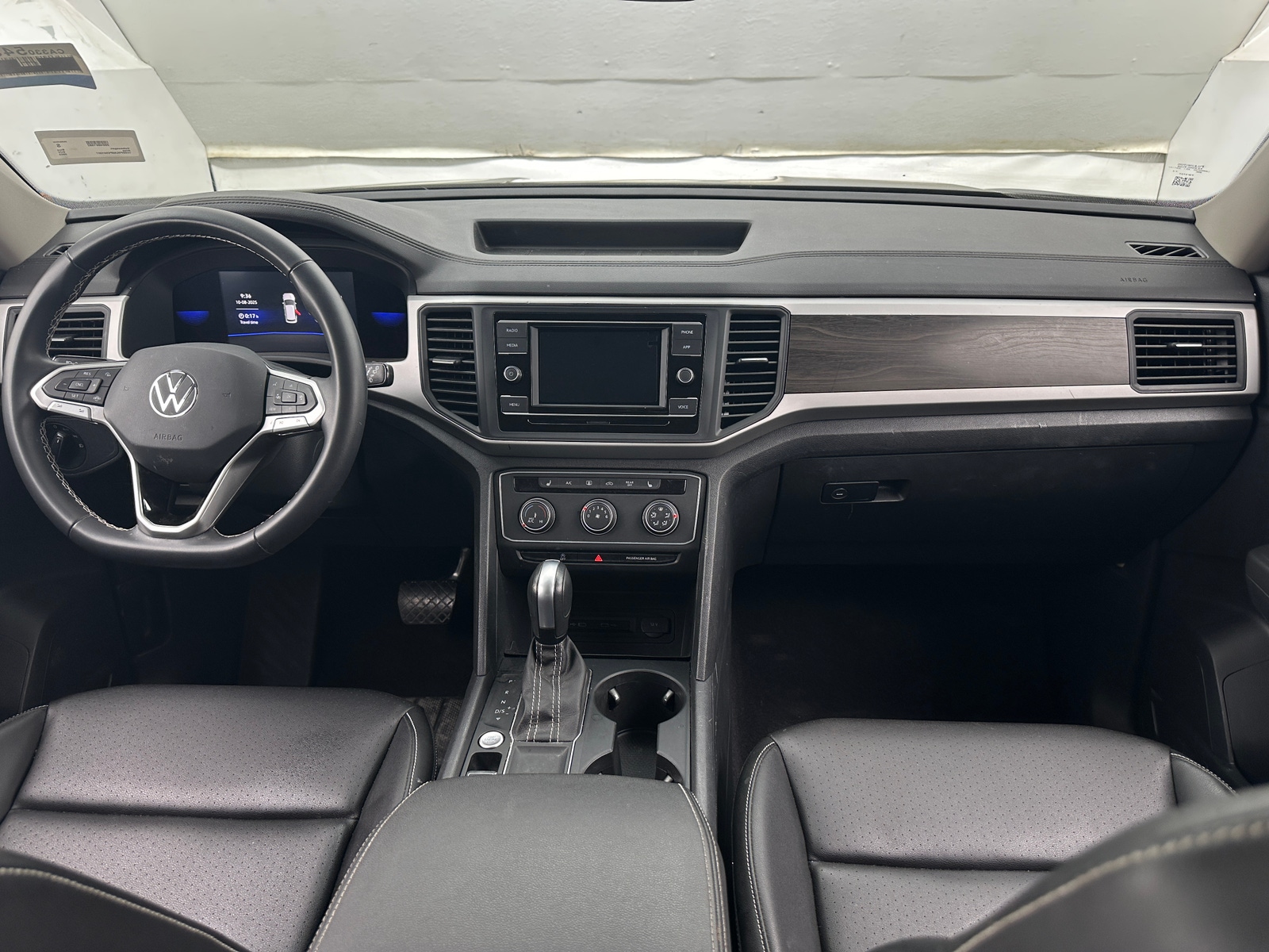 Thumbnail: 2023 Volkswagen Atlas - 2