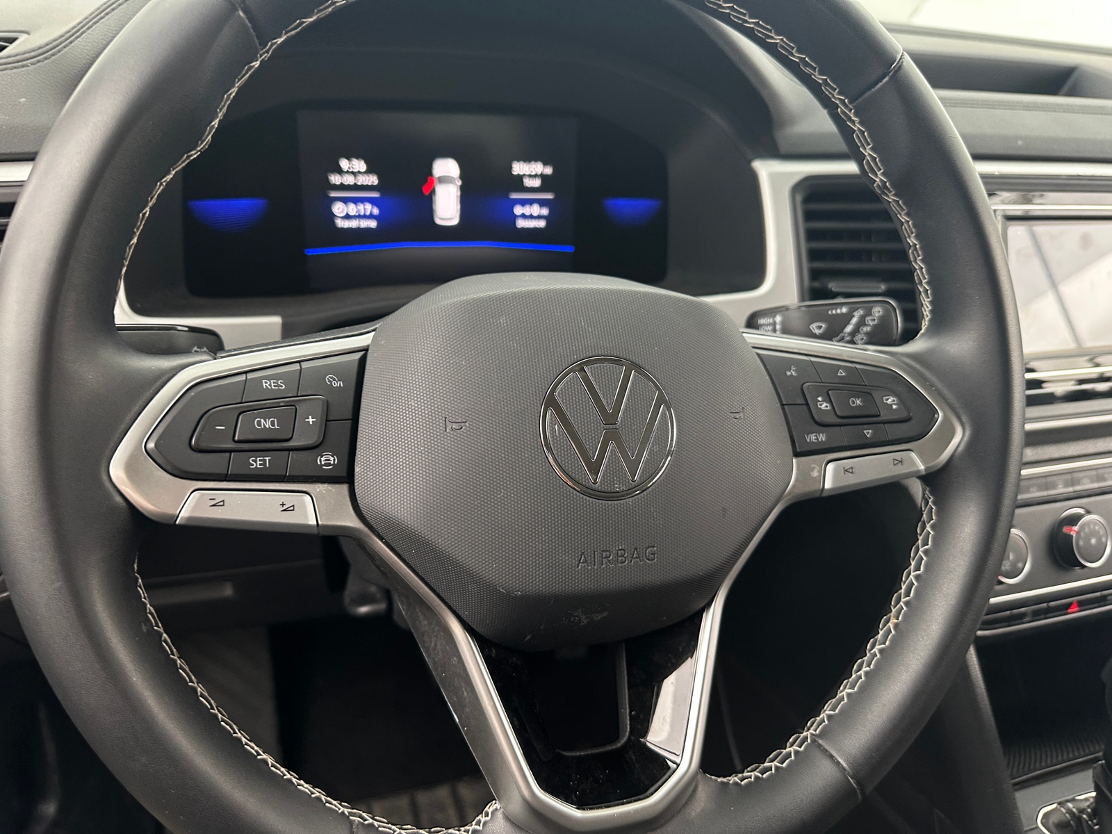 Thumbnail: 2023 Volkswagen Atlas - 4