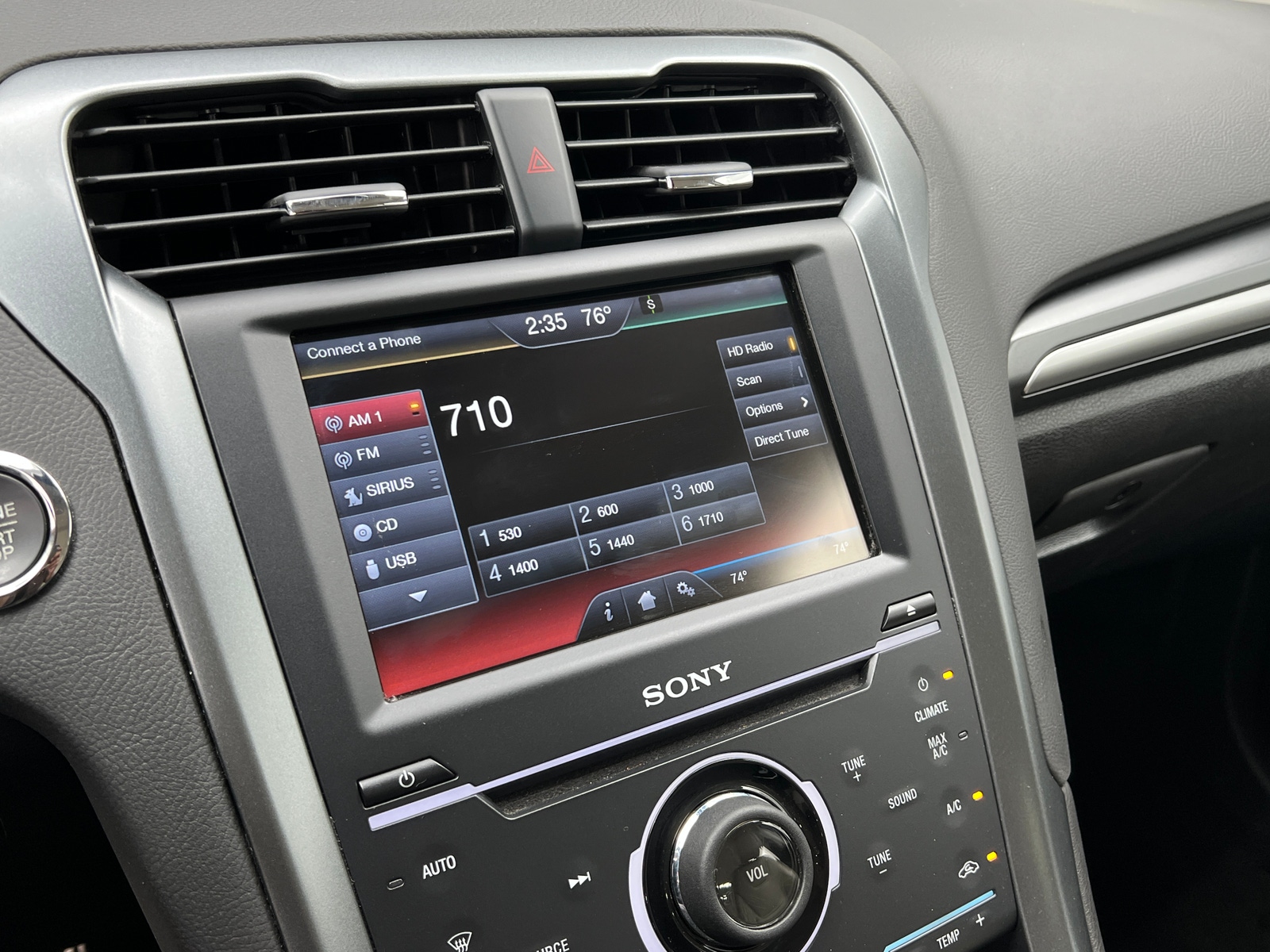 Thumbnail: 2015 Ford Fusion - 3