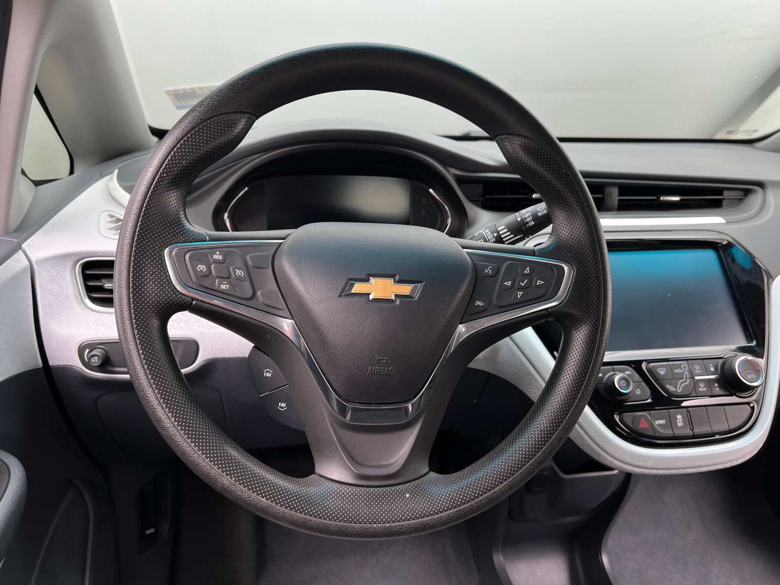 Thumbnail: 2020 Chevrolet Bolt EV - 5