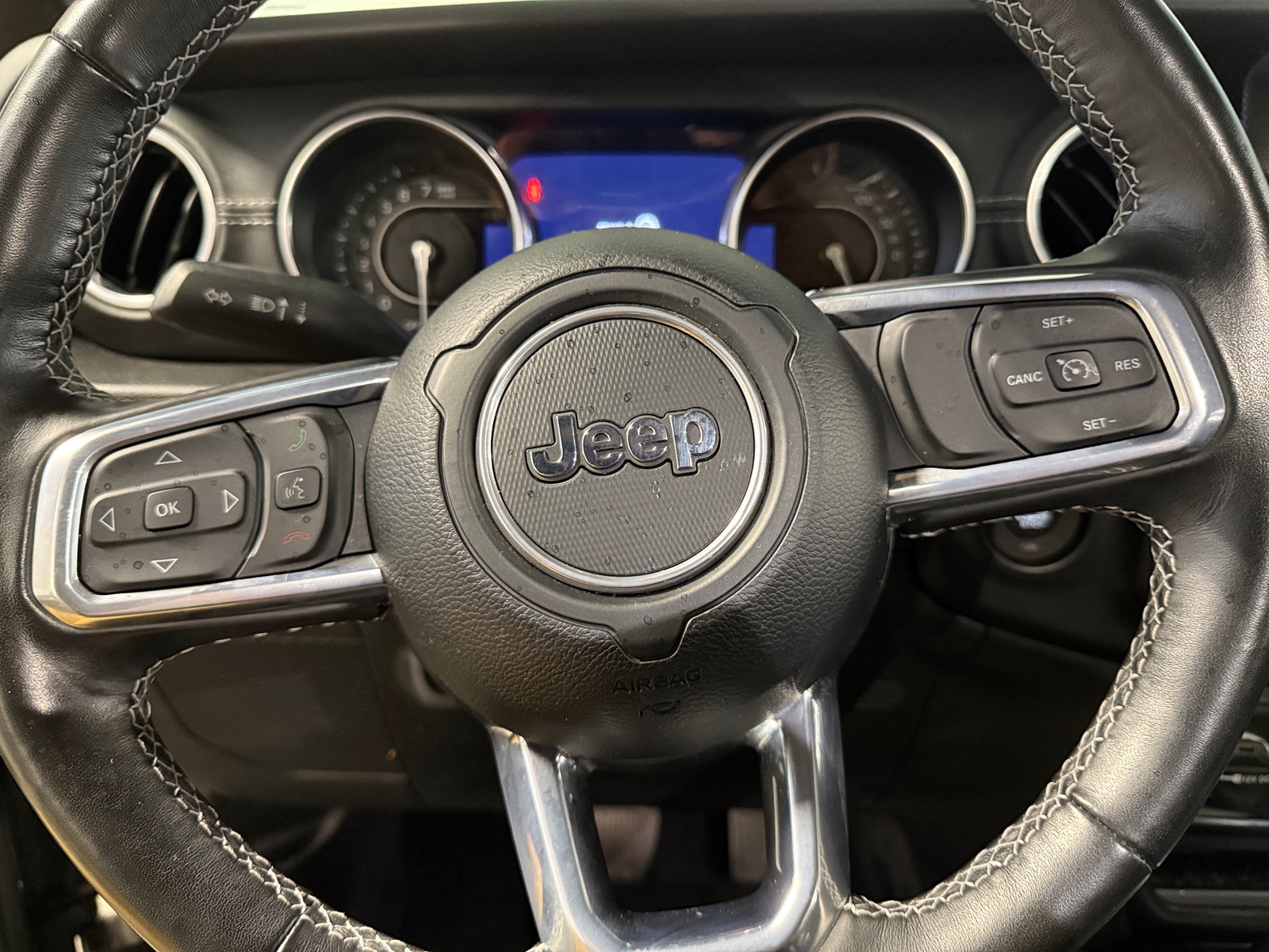 Thumbnail: 2023 Jeep Wrangler - 4