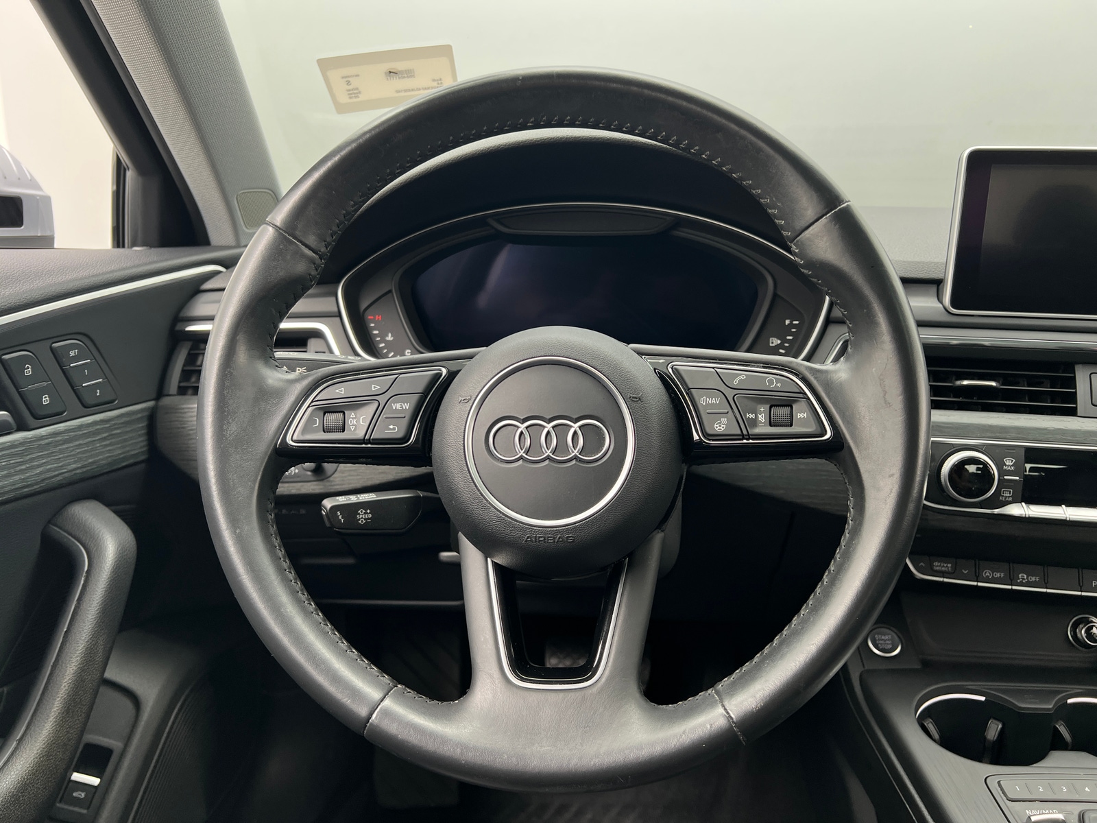 Thumbnail: 2018 Audi A4 - 4