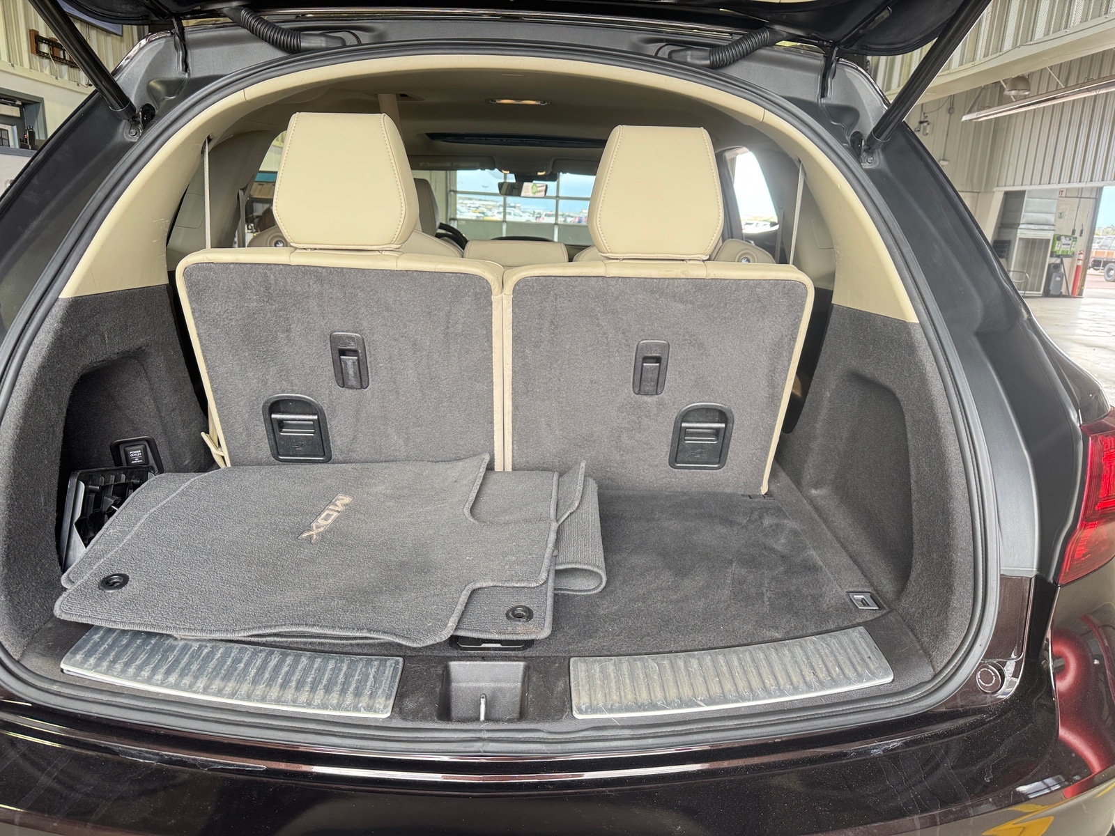 Thumbnail: 2018 Acura MDX - 6