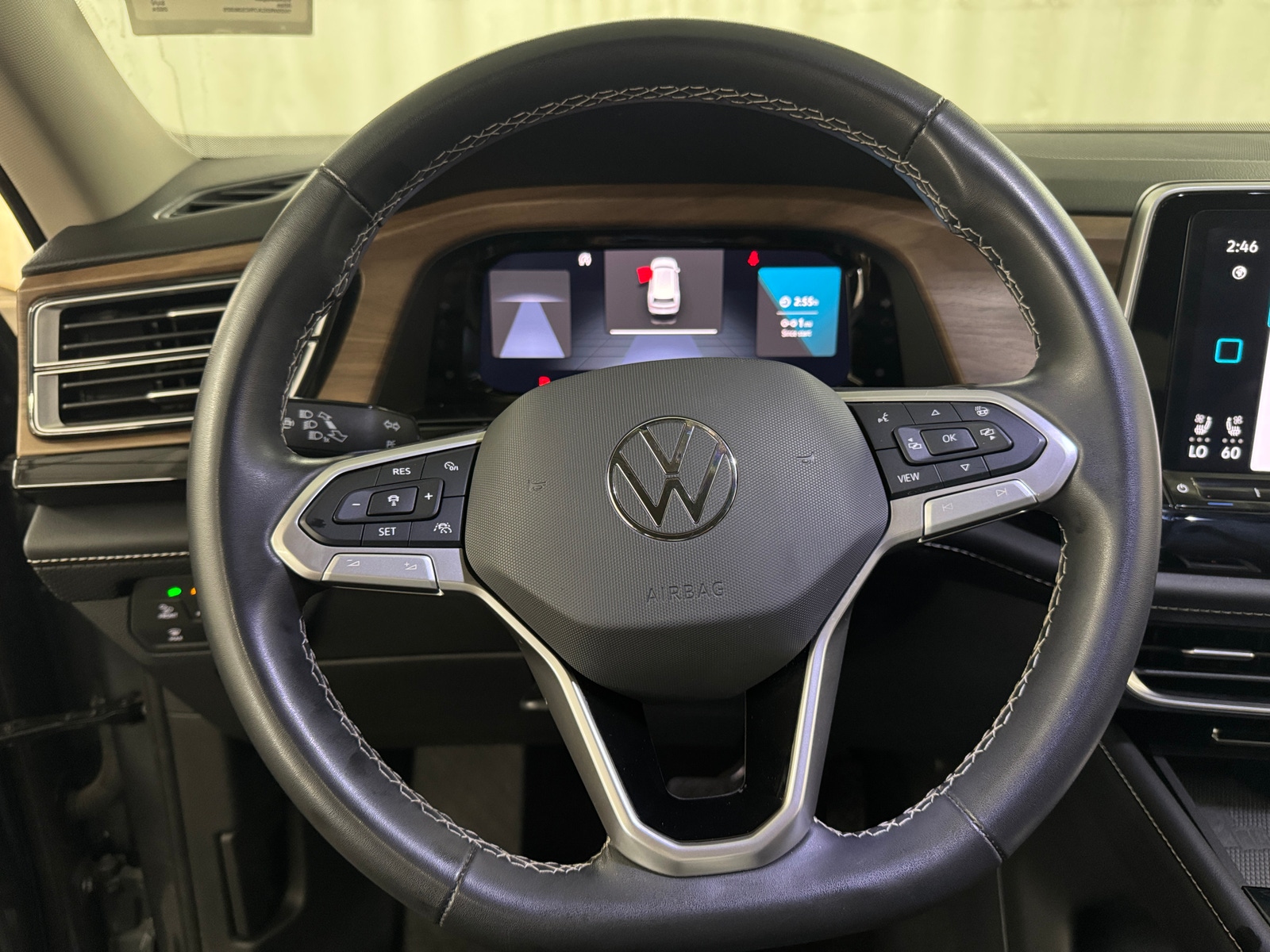 Thumbnail: 2024 Volkswagen Atlas - 4