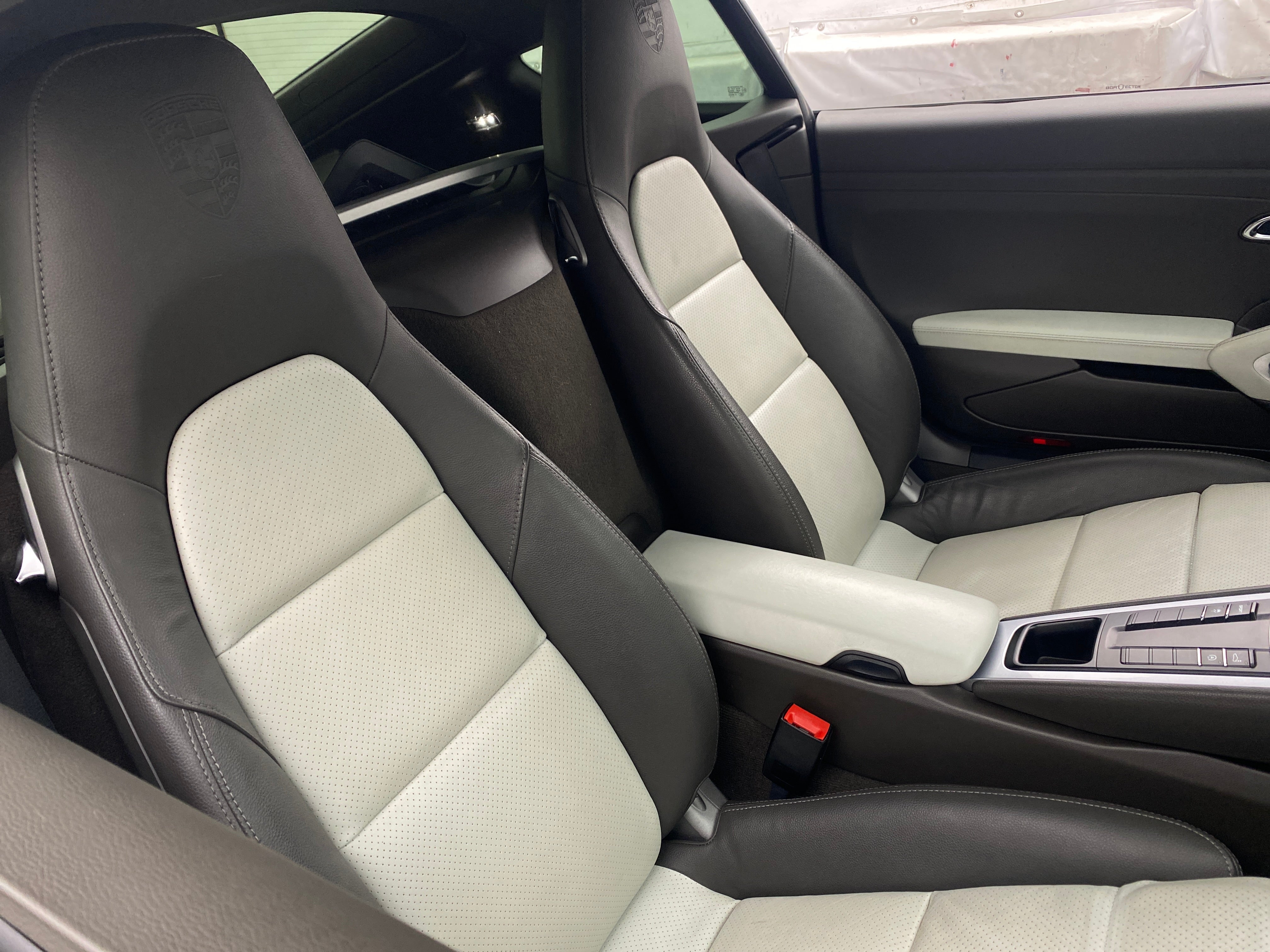 2014 Porsche Cayman