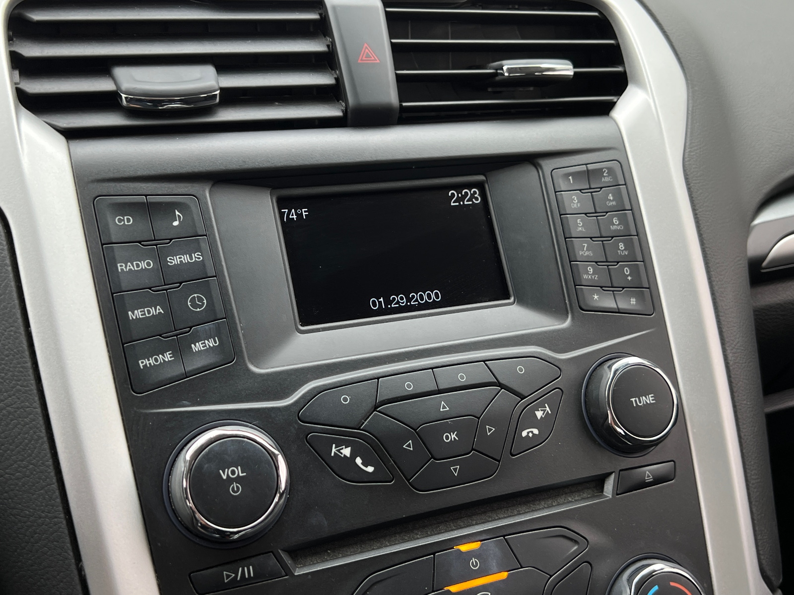 Thumbnail: 2015 Ford Fusion - 4