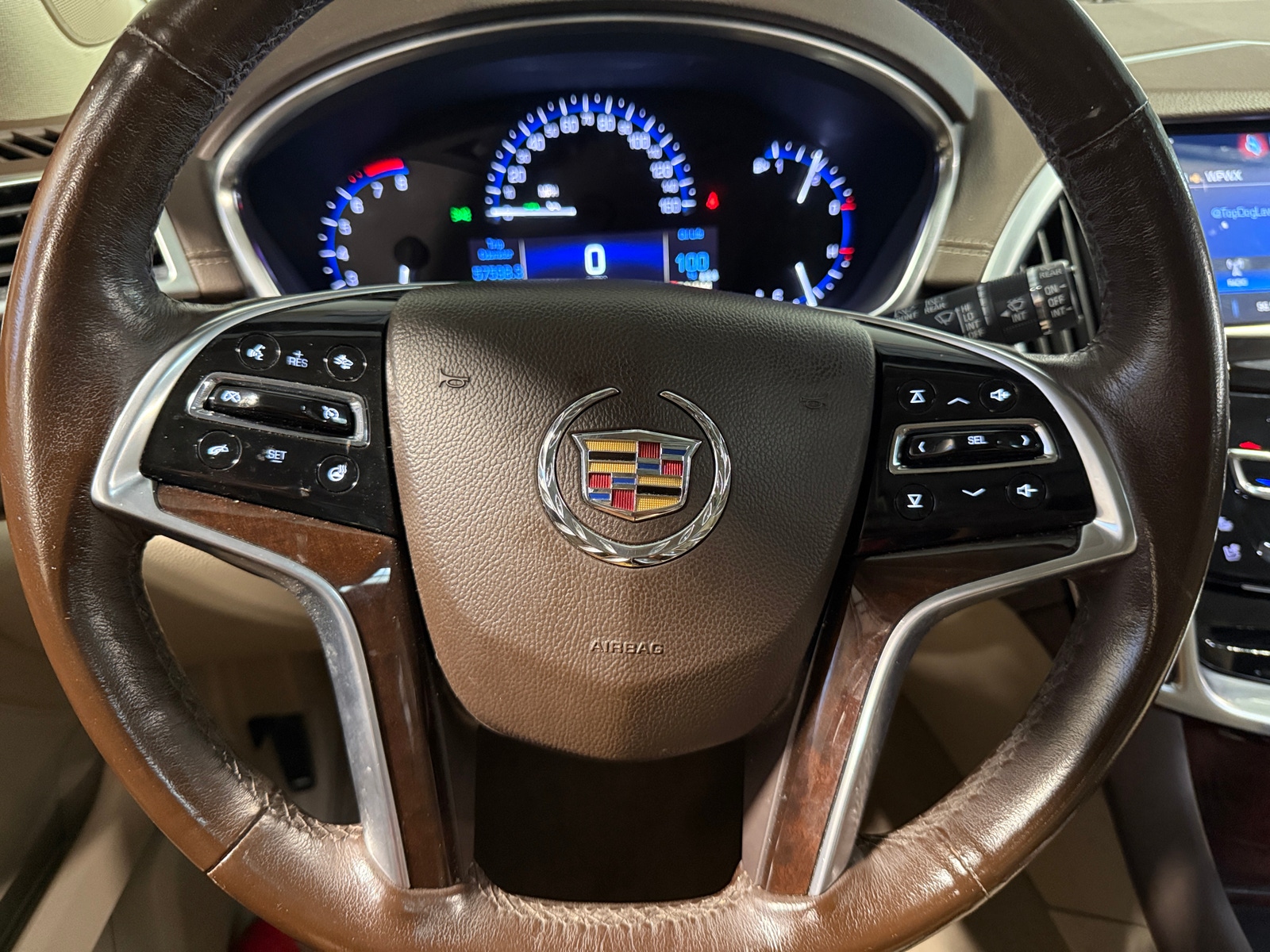 Thumbnail: 2015 Cadillac SRX - 4