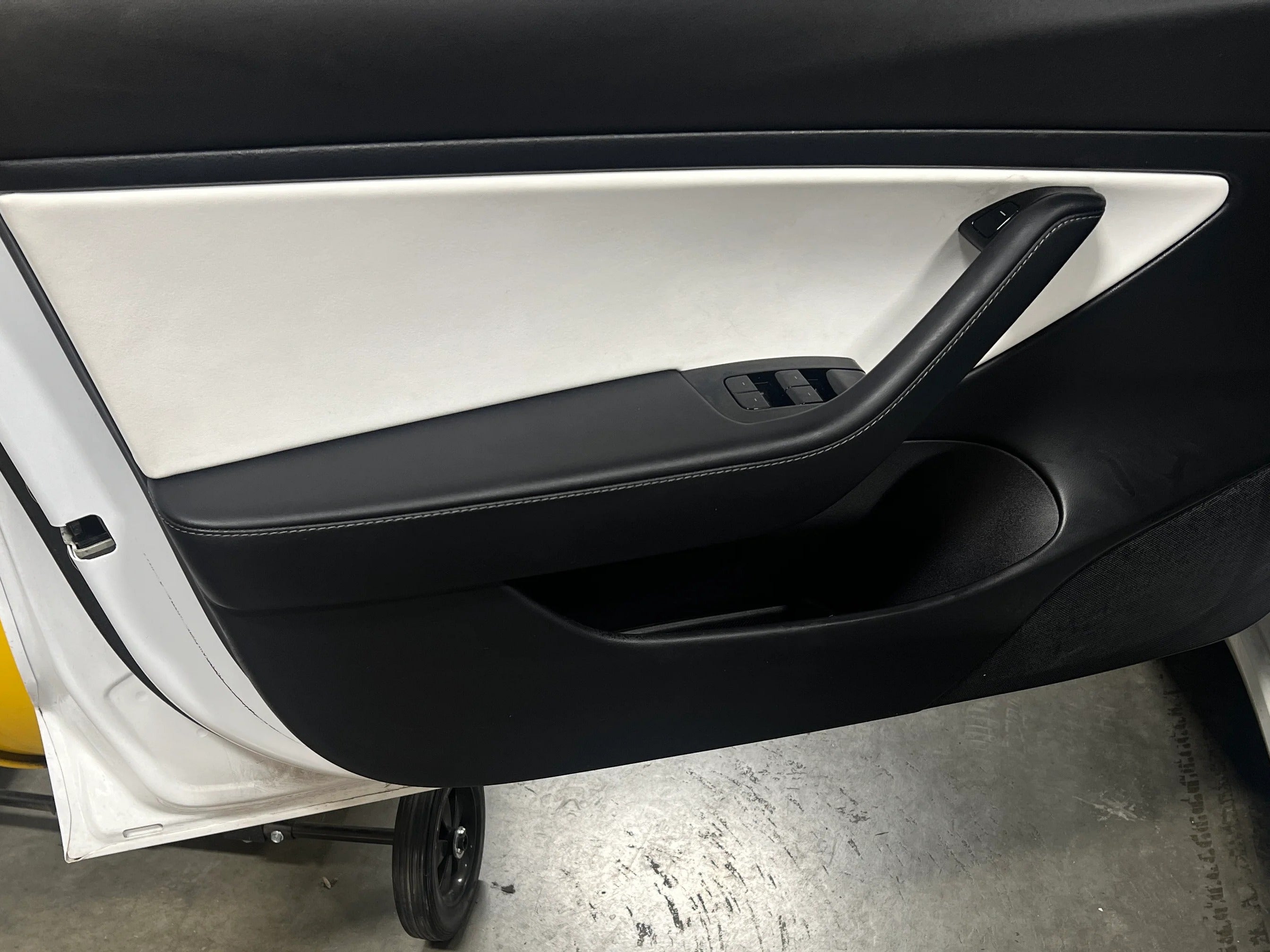 Used 2020 Tesla Model 3 Base with VIN 5YJ3E1EB6LF795916 for sale in Oak Creek, WI