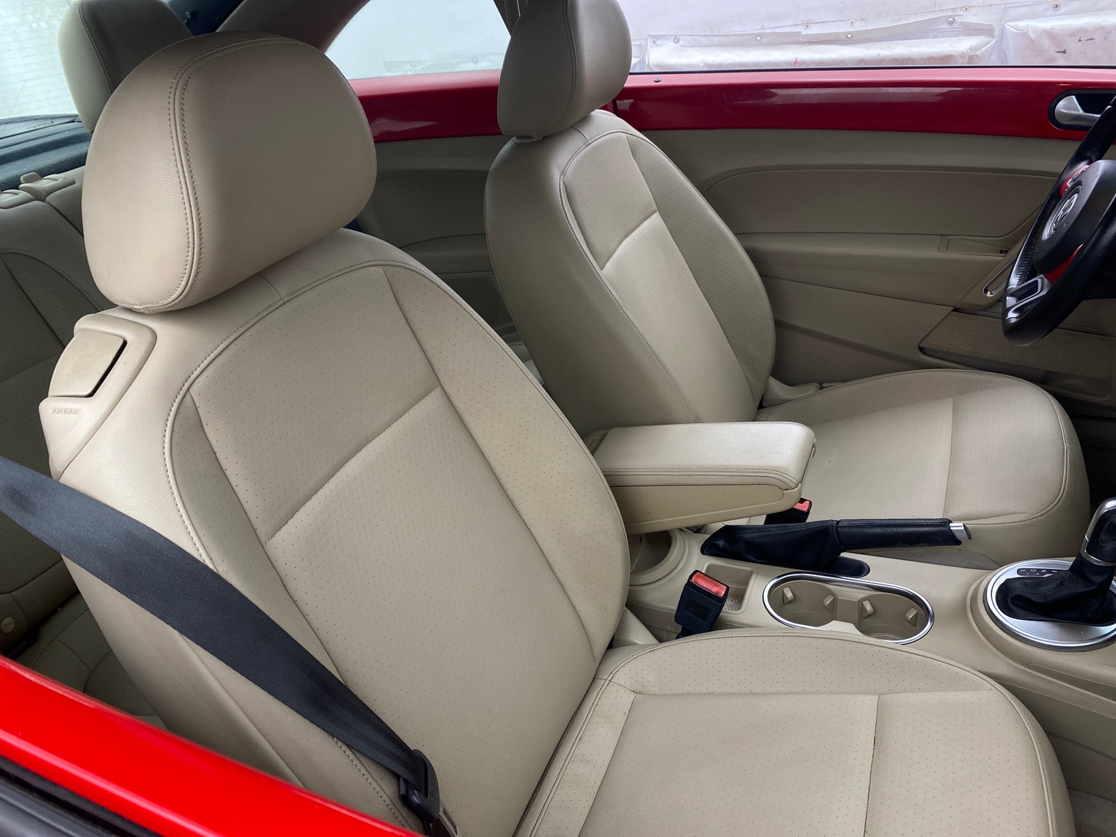 Thumbnail: 2016 Volkswagen Beetle - 2