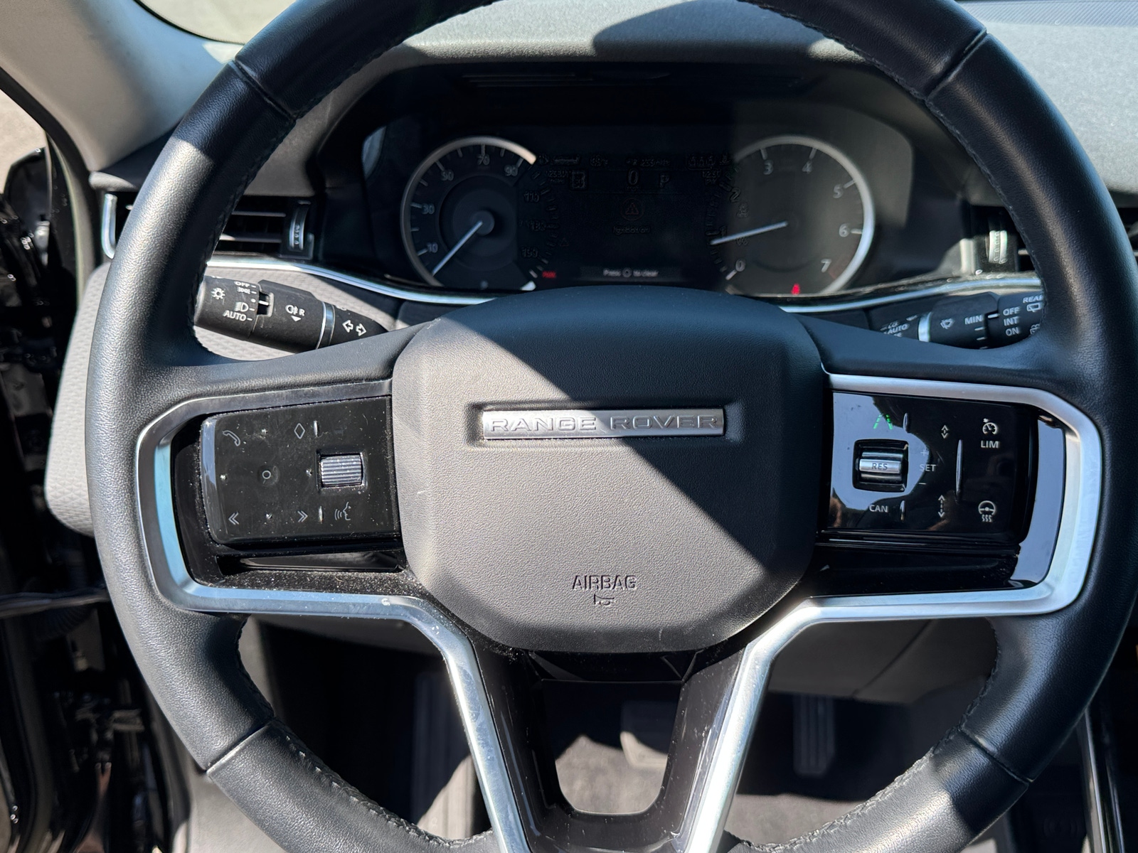 Thumbnail: 2023 Land Rover Range Rover Evoque - 4