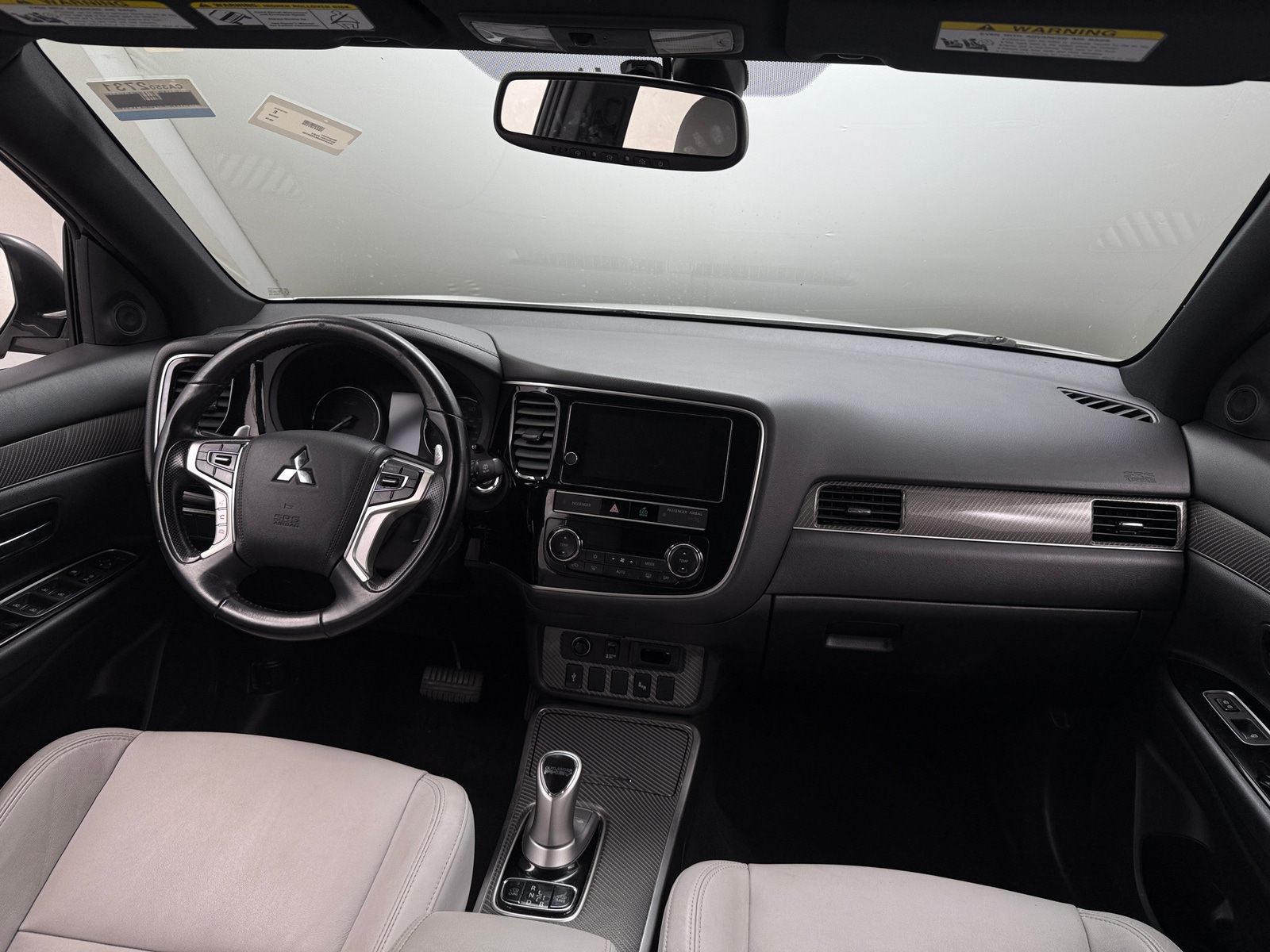 Thumbnail: 2019 Mitsubishi Outlander - 2