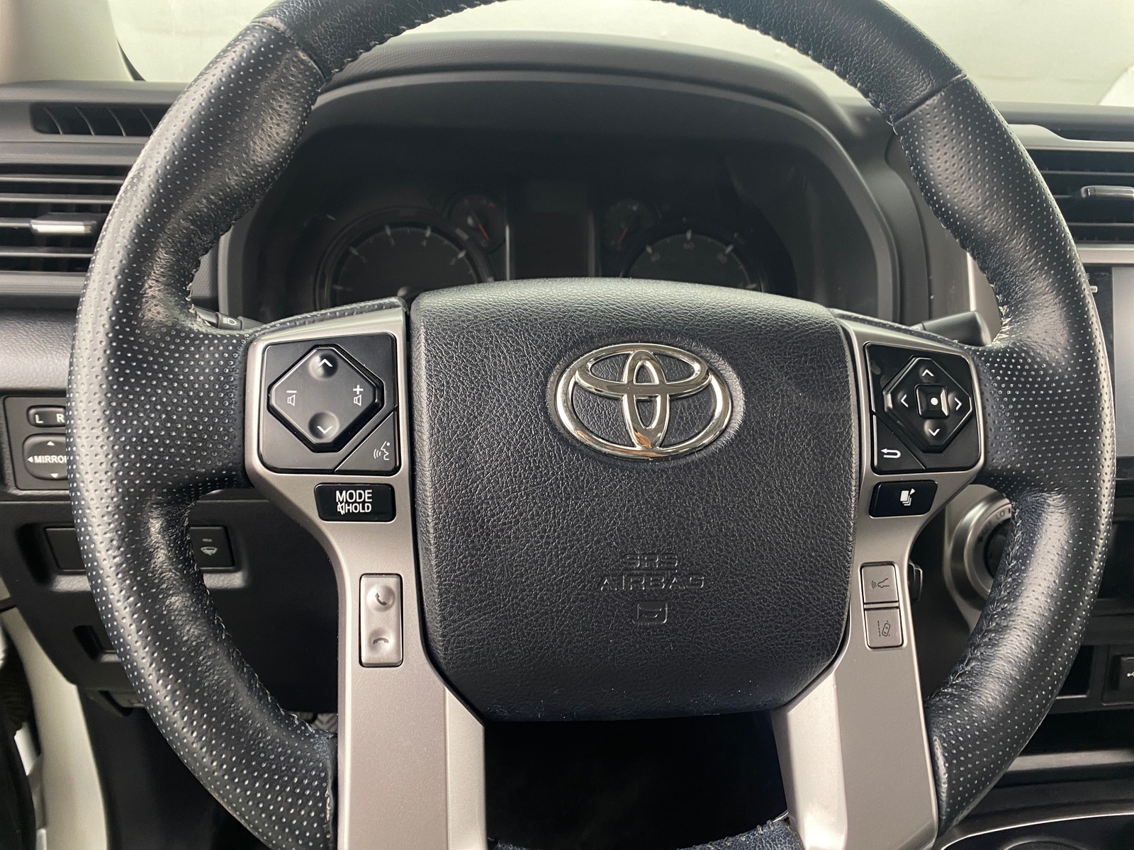 Thumbnail: 2023 Toyota 4Runner - 4