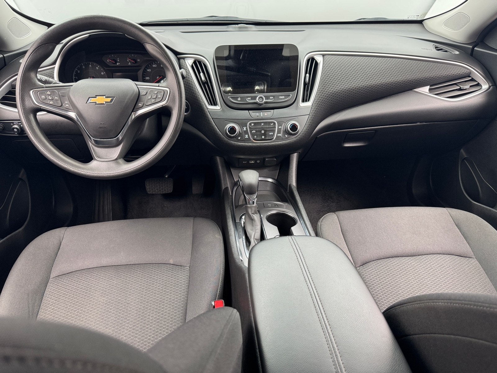 Thumbnail: 2025 Chevrolet Malibu - 3