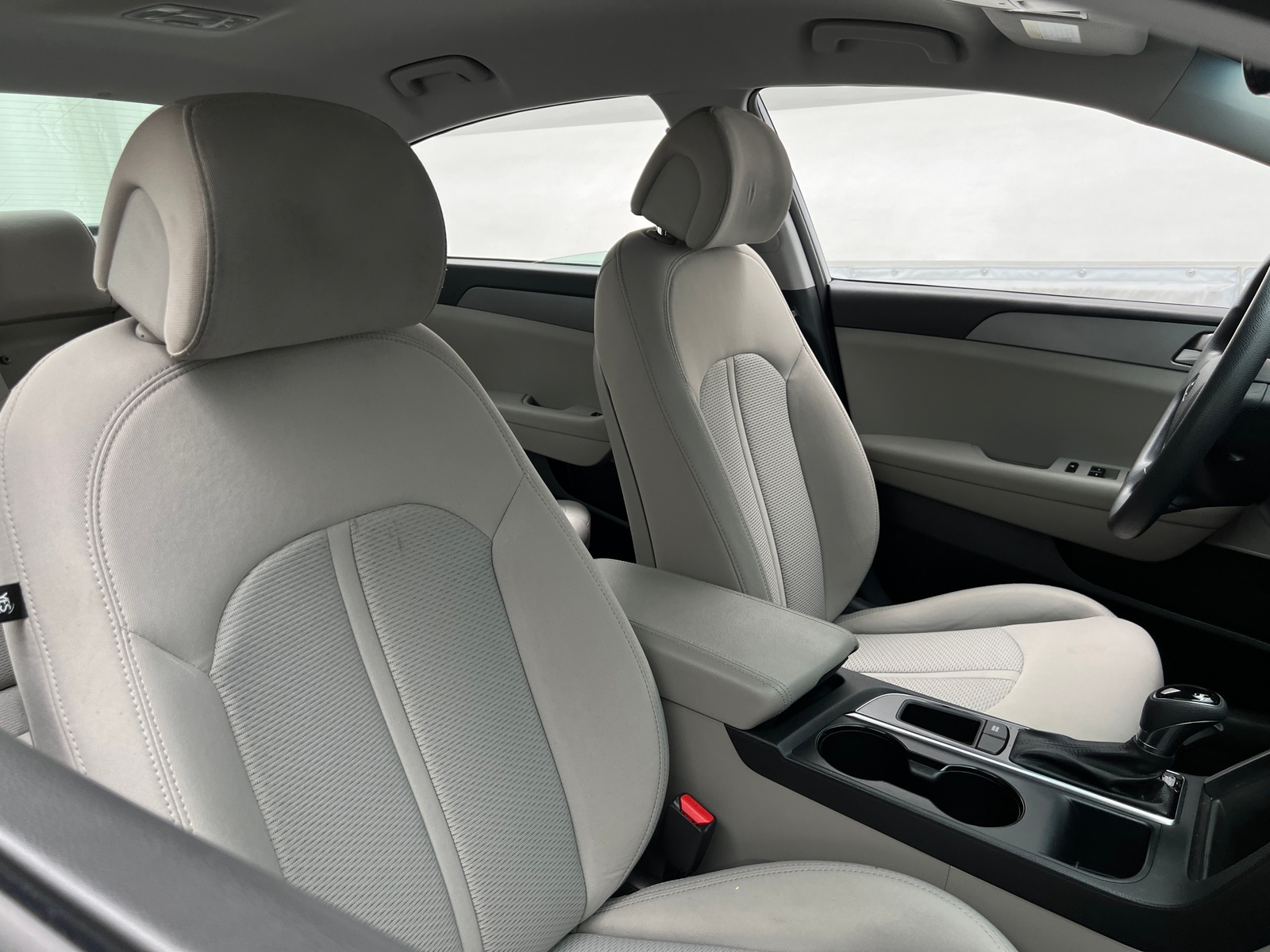 Thumbnail: 2016 Hyundai Sonata - 2