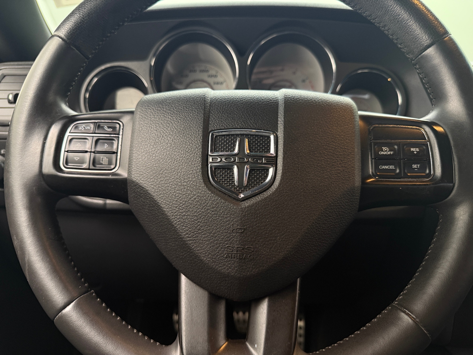 Thumbnail: 2011 Dodge Challenger - 3