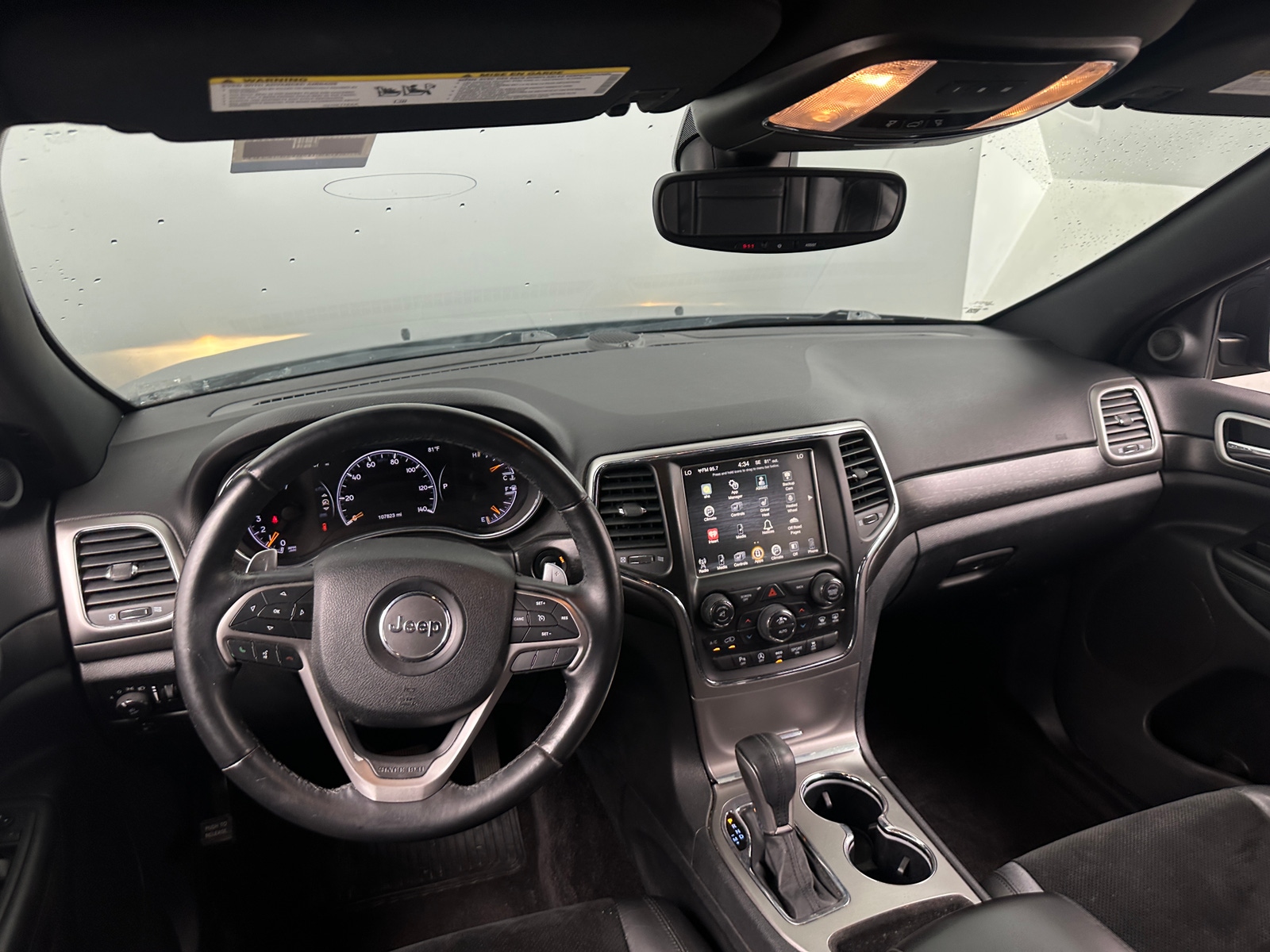 Thumbnail: 2017 Jeep Grand Cherokee - 3
