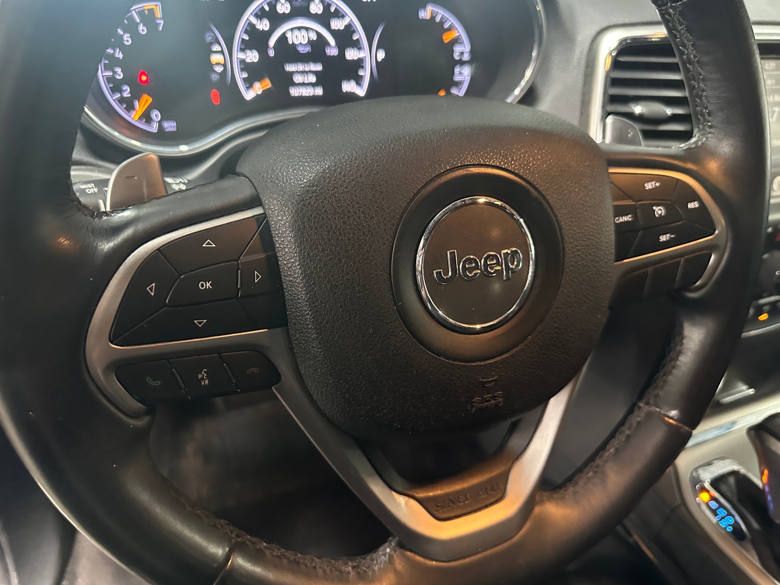Thumbnail: 2017 Jeep Grand Cherokee - 5