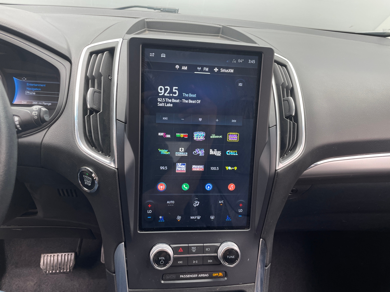 Thumbnail: 2023 Ford Edge - 3