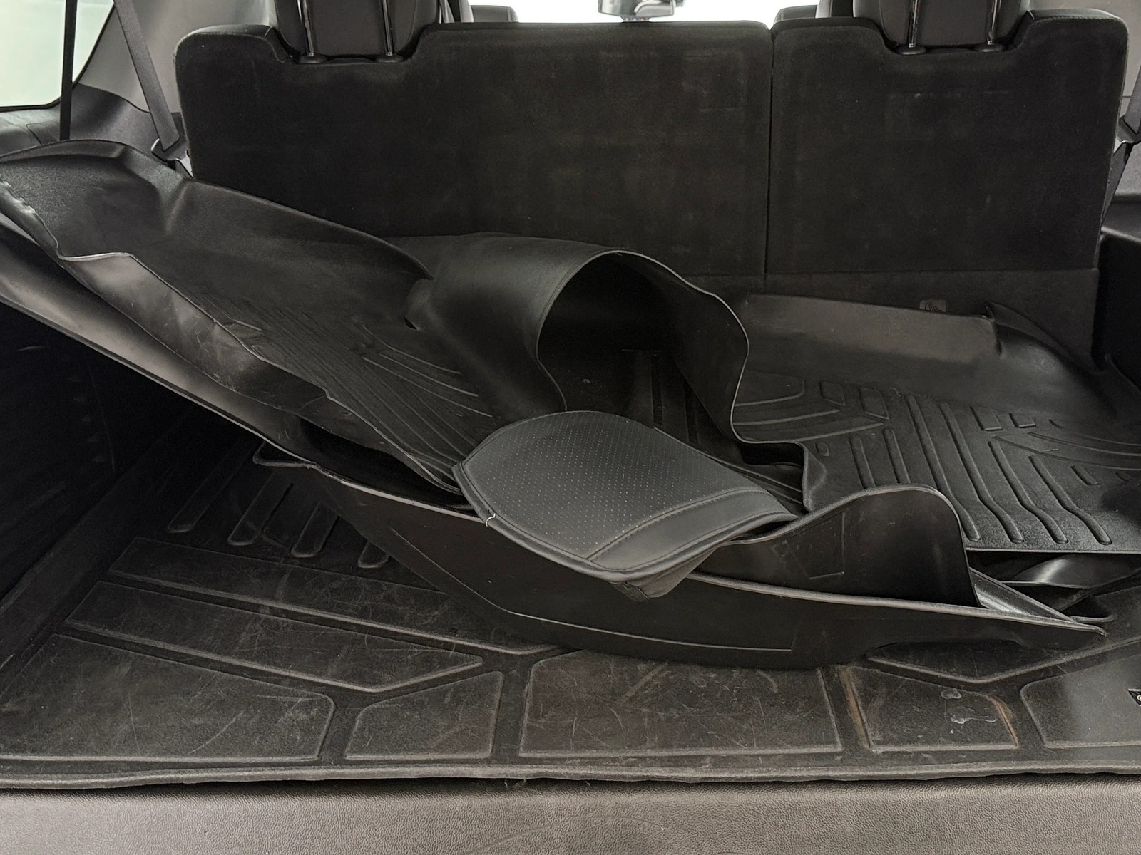 Thumbnail: 2018 Chevrolet Suburban - 6