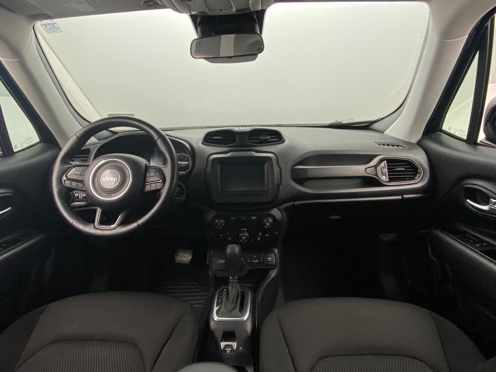 Thumbnail: 2020 Jeep Renegade - 3