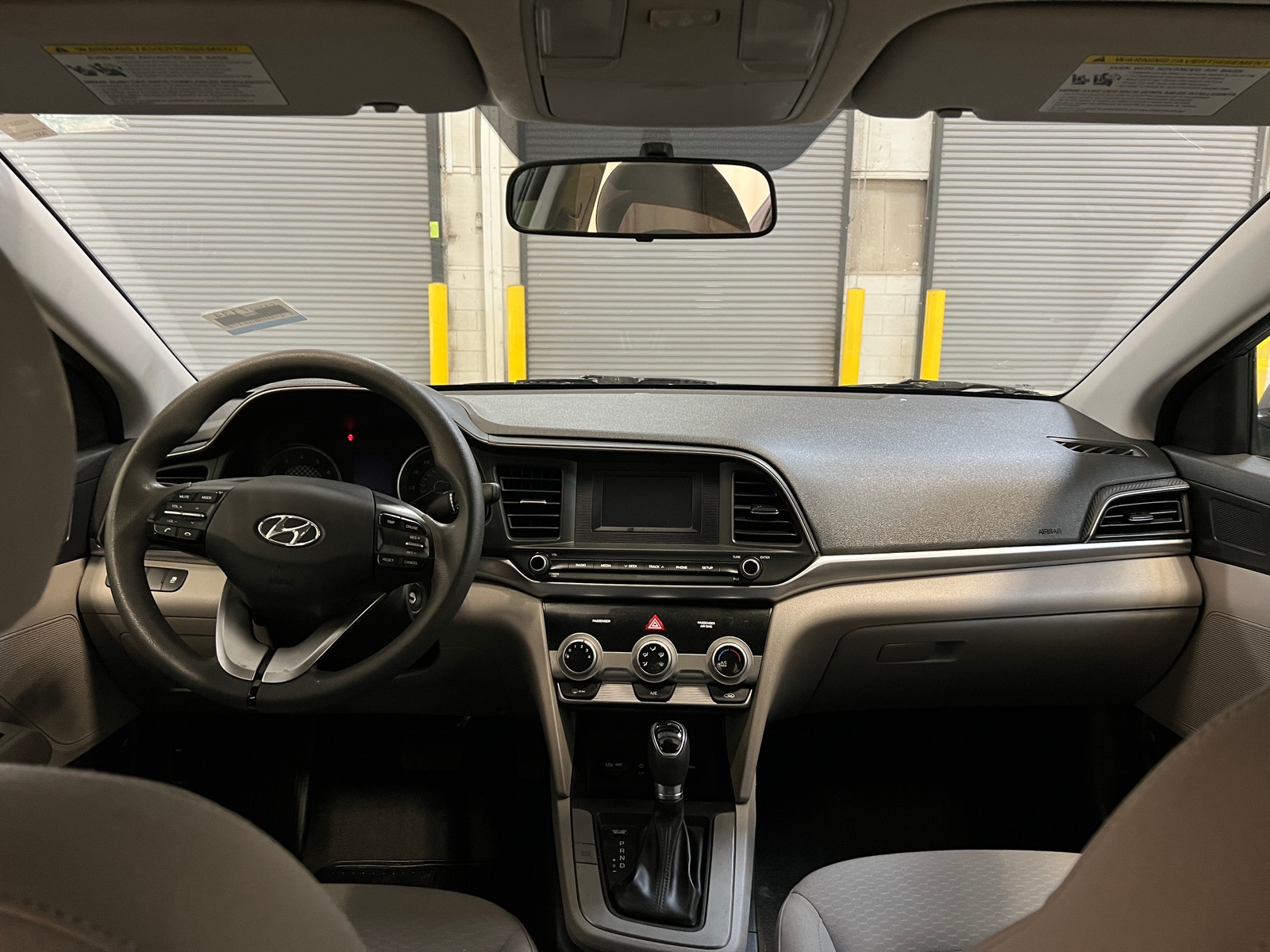 Thumbnail: 2019 Hyundai Elantra - 3