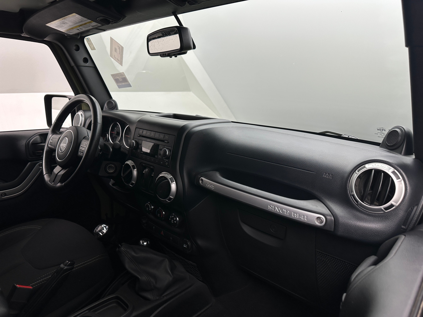 Thumbnail: 2013 Jeep Wrangler - 3