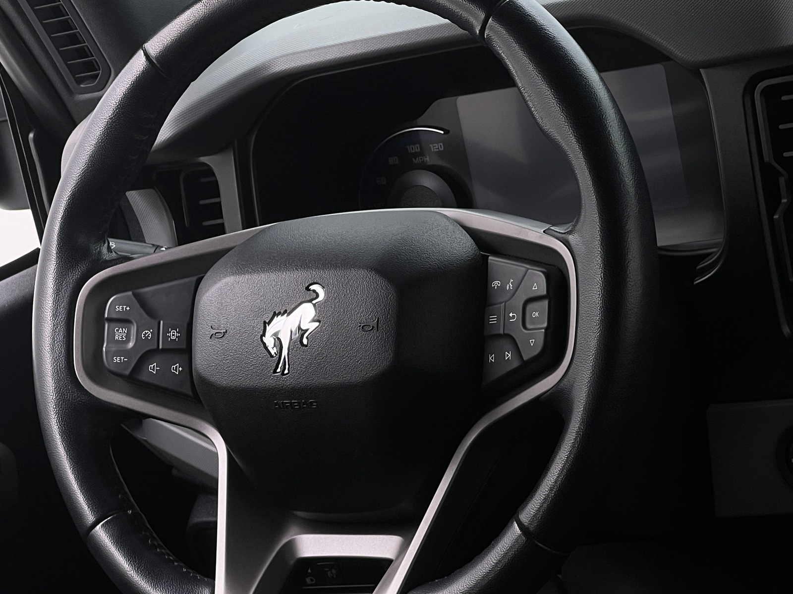 Thumbnail: 2022 Ford Bronco - 4