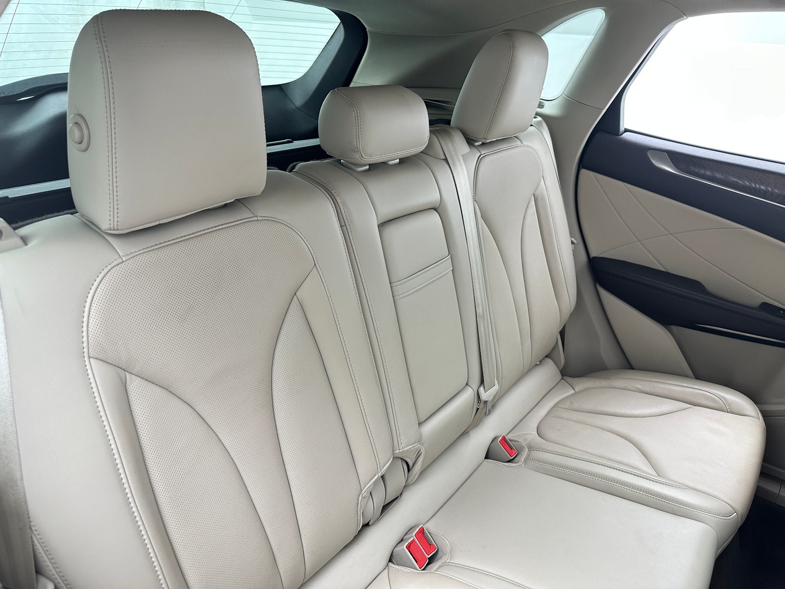 Thumbnail: 2017 Lincoln MKC - 5