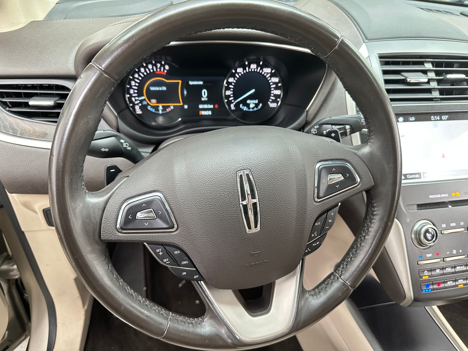 Thumbnail: 2017 Lincoln MKC - 4