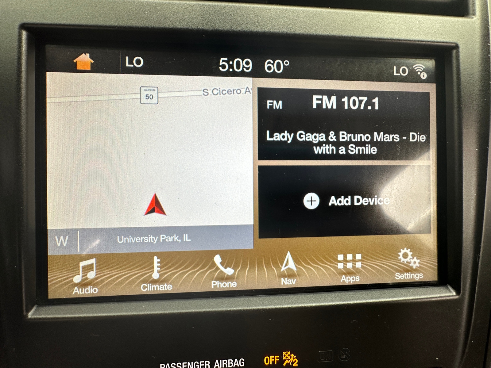 Thumbnail: 2017 Lincoln MKC - 3