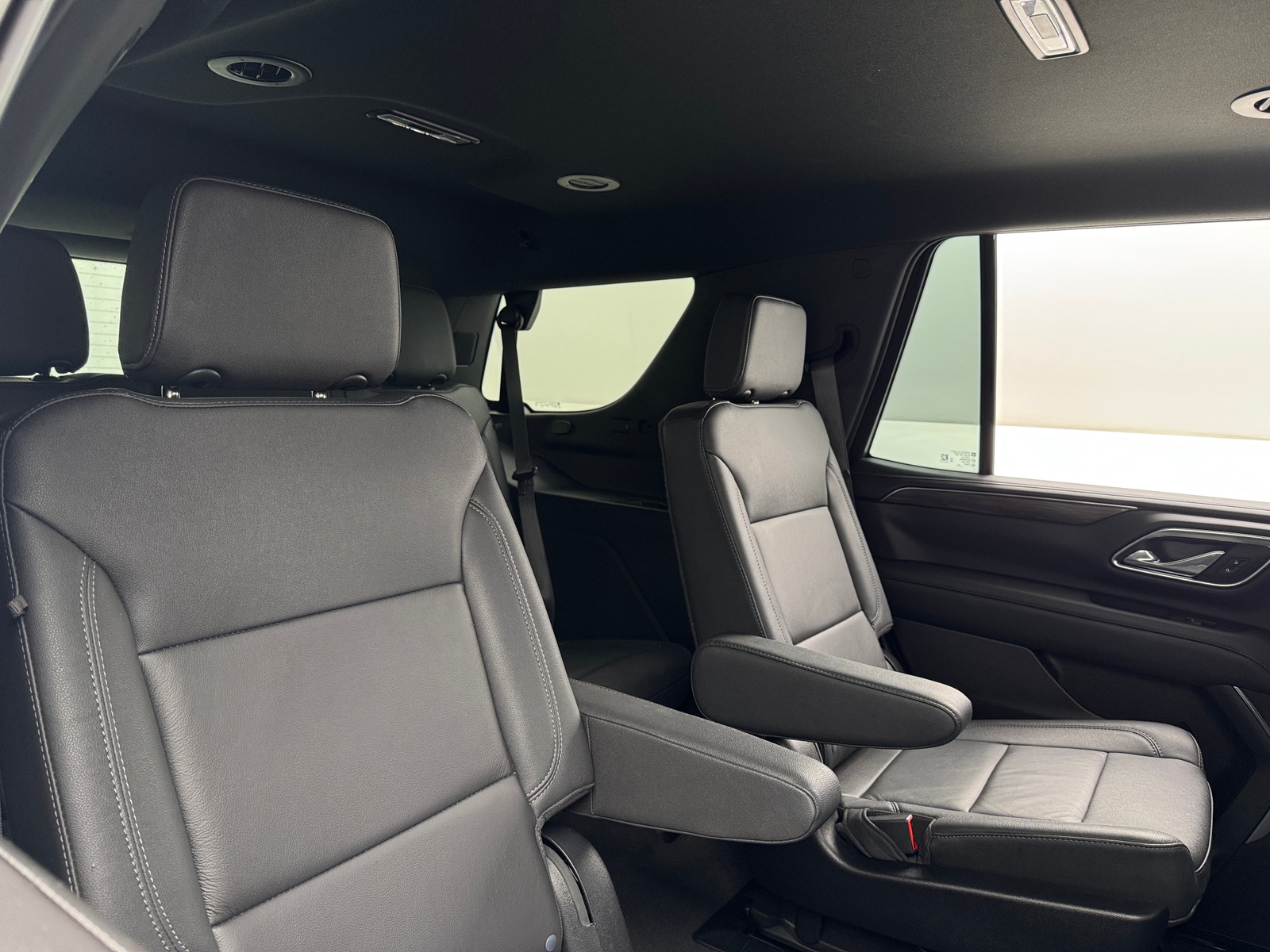 Thumbnail: 2023 Chevrolet Tahoe - 5