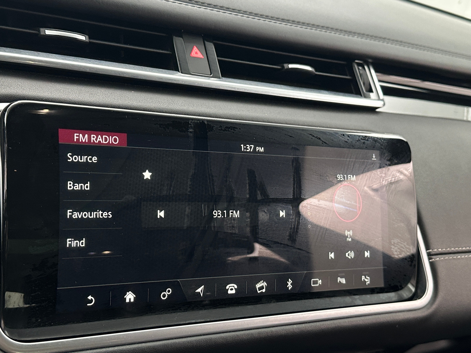 Thumbnail: 2018 Land Rover Range Rover Velar - 3