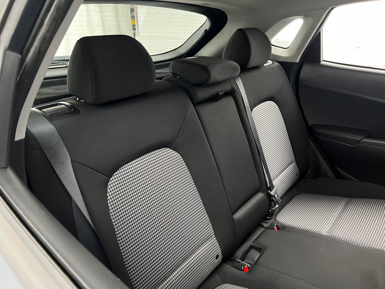 Thumbnail: 2019 Hyundai Kona - 6