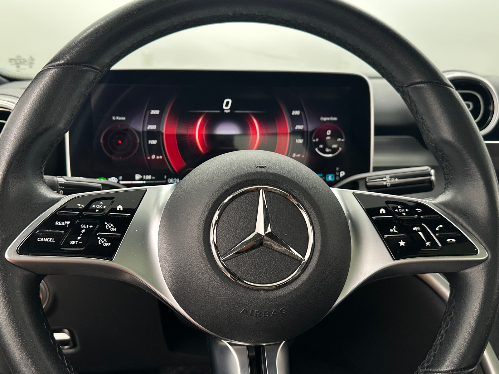 Thumbnail: 2024 Mercedes-Benz C-Class - 4