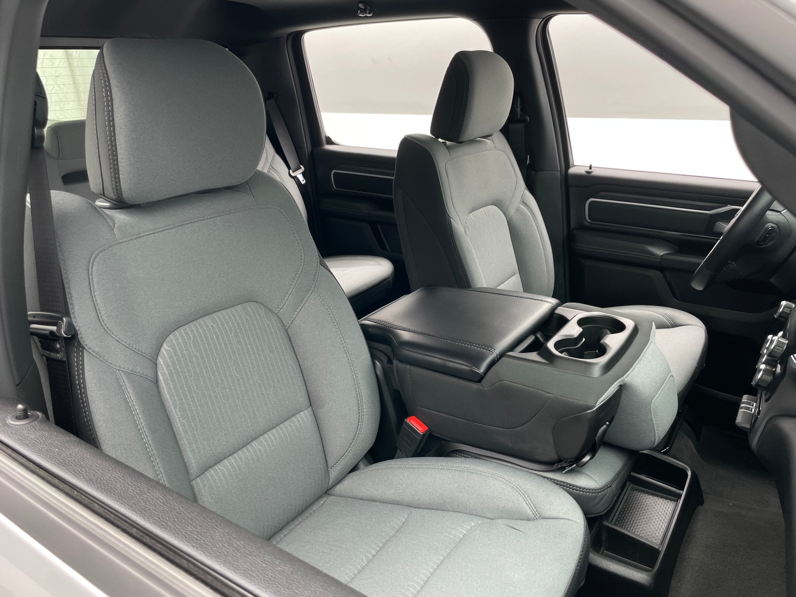 Thumbnail: 2024 RAM 1500 - 2