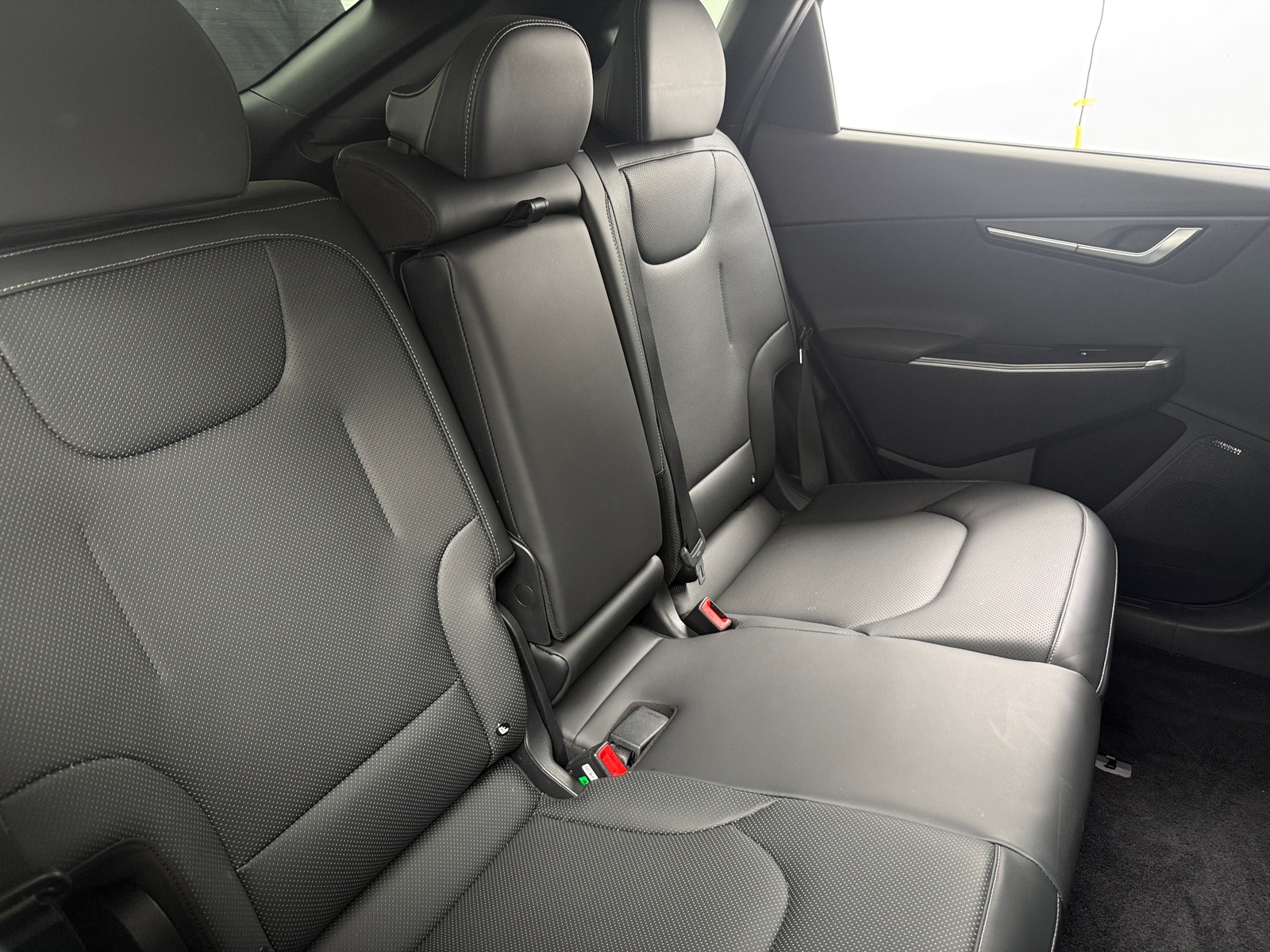 Thumbnail: 2022 Kia EV6 - 5