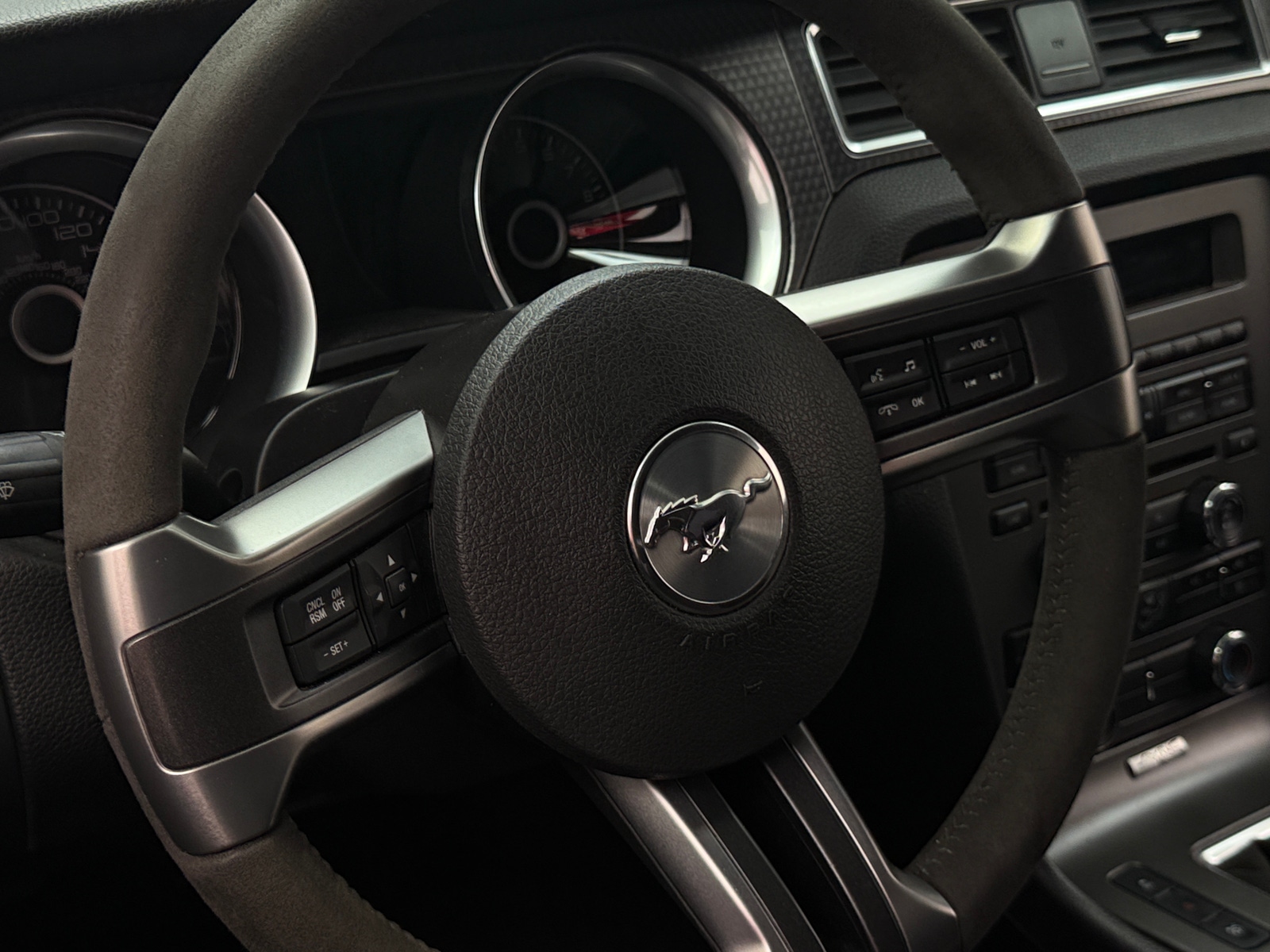 Thumbnail: 2013 Ford Mustang - 4