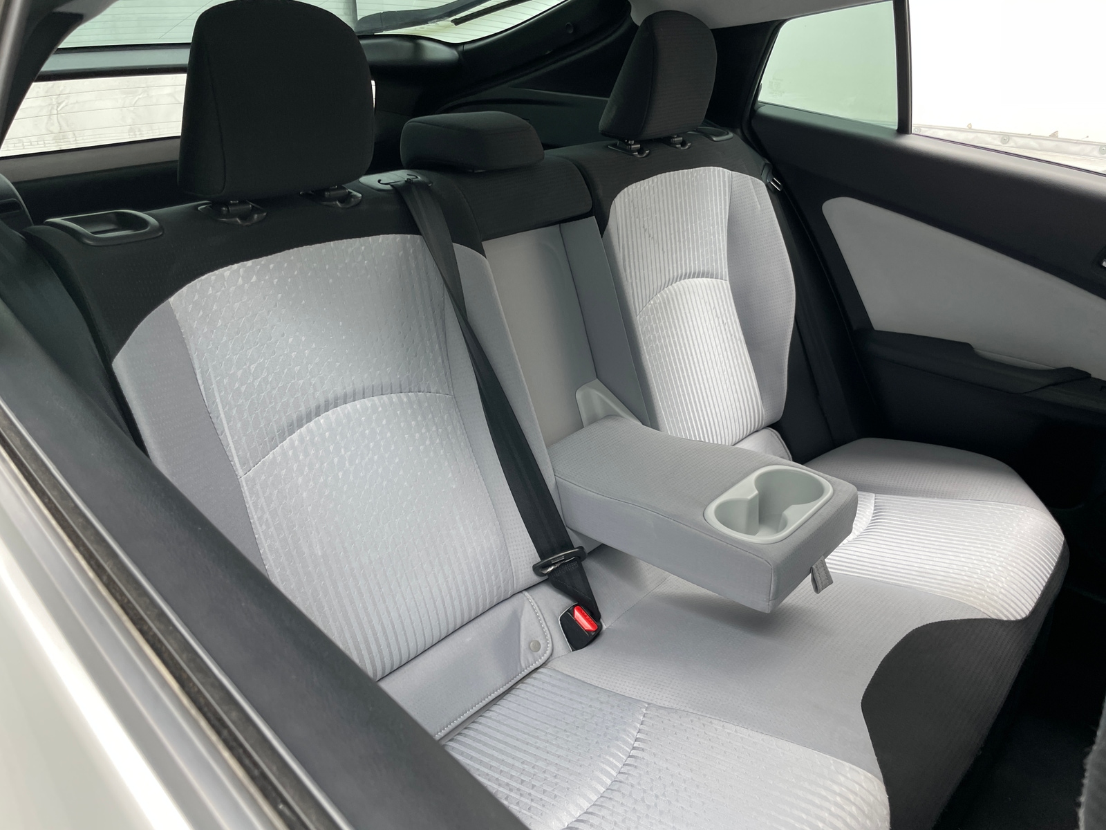 Thumbnail: 2018 Toyota Prius - 6