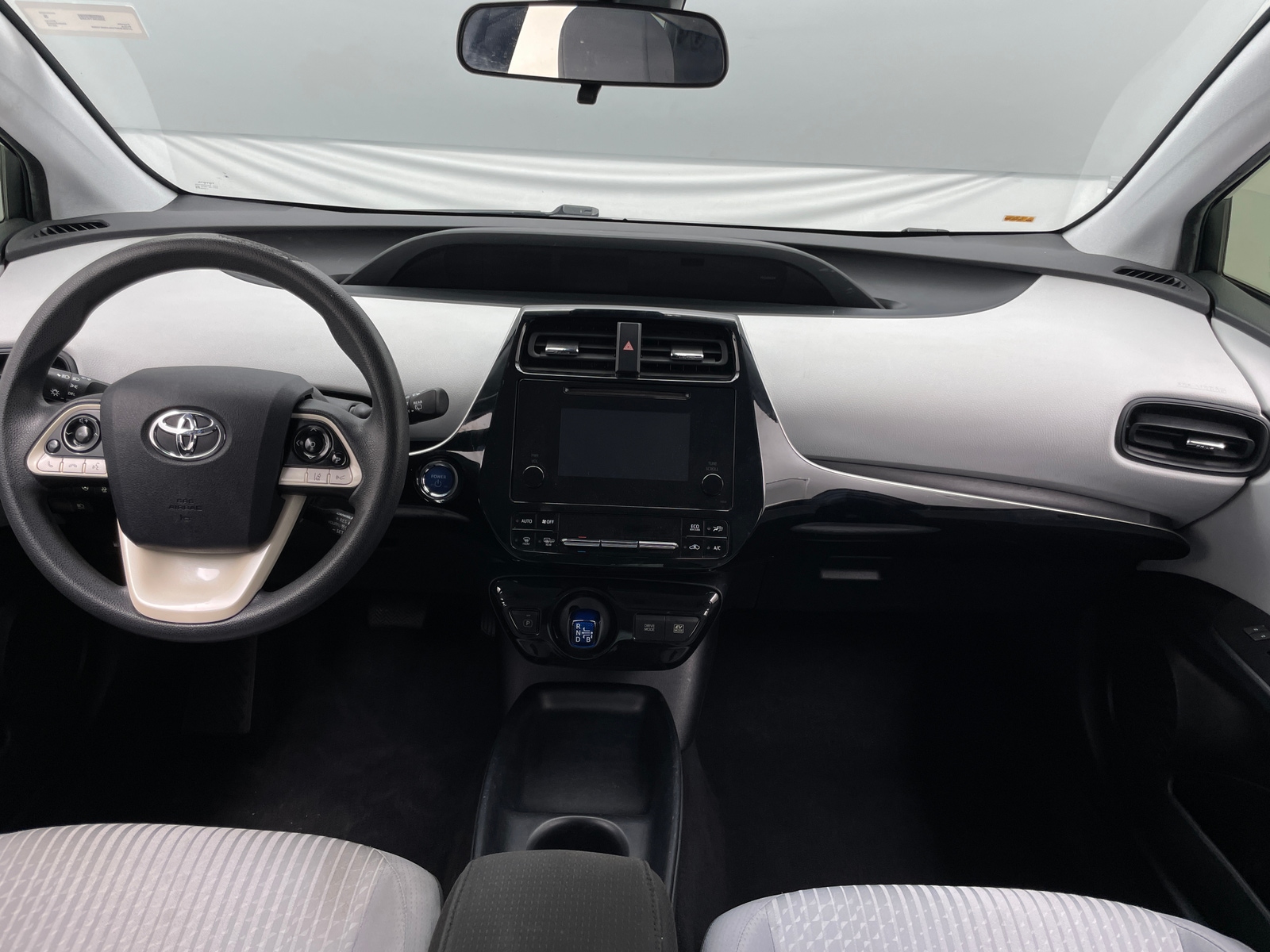 Thumbnail: 2018 Toyota Prius - 3