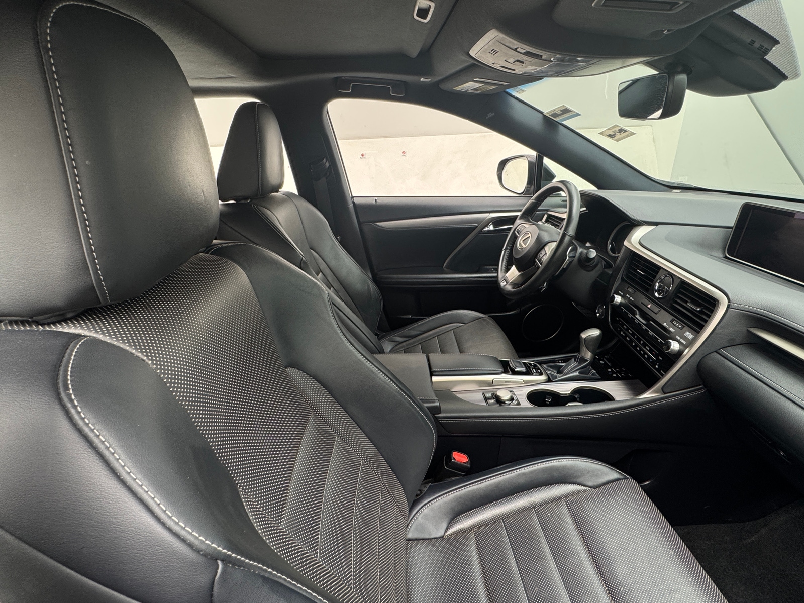 Thumbnail: 2019 Lexus RX - 2