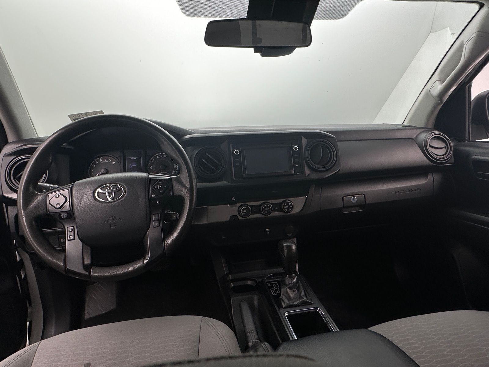 Thumbnail: 2019 Toyota Tacoma - 3