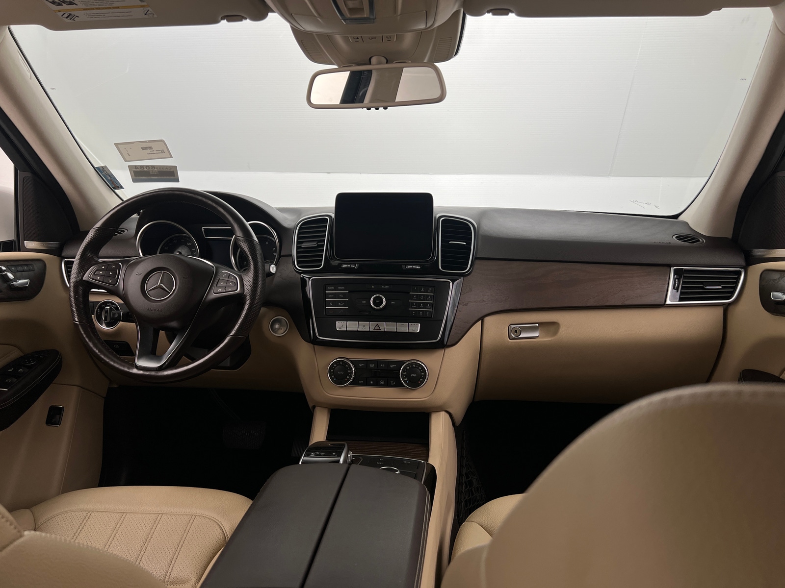 Thumbnail: 2018 Mercedes-Benz GLE - 2