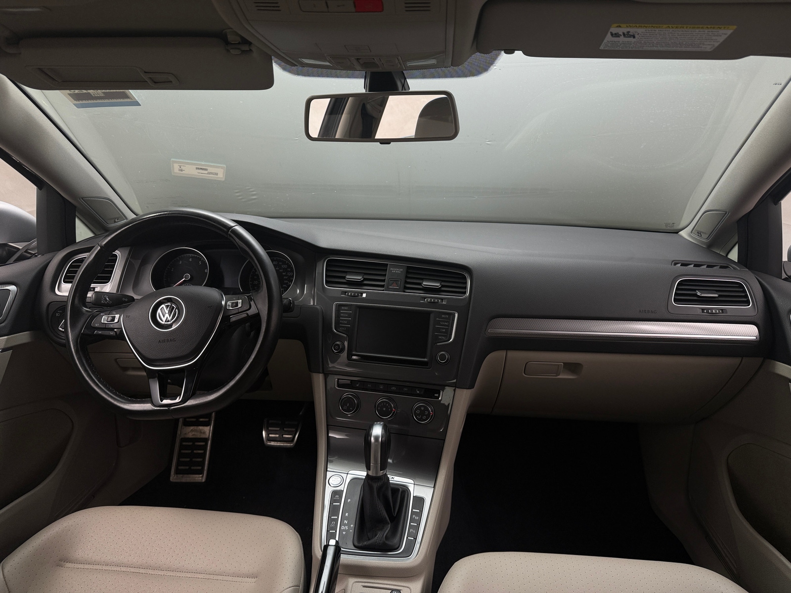 Thumbnail: 2017 Volkswagen Golf - 2