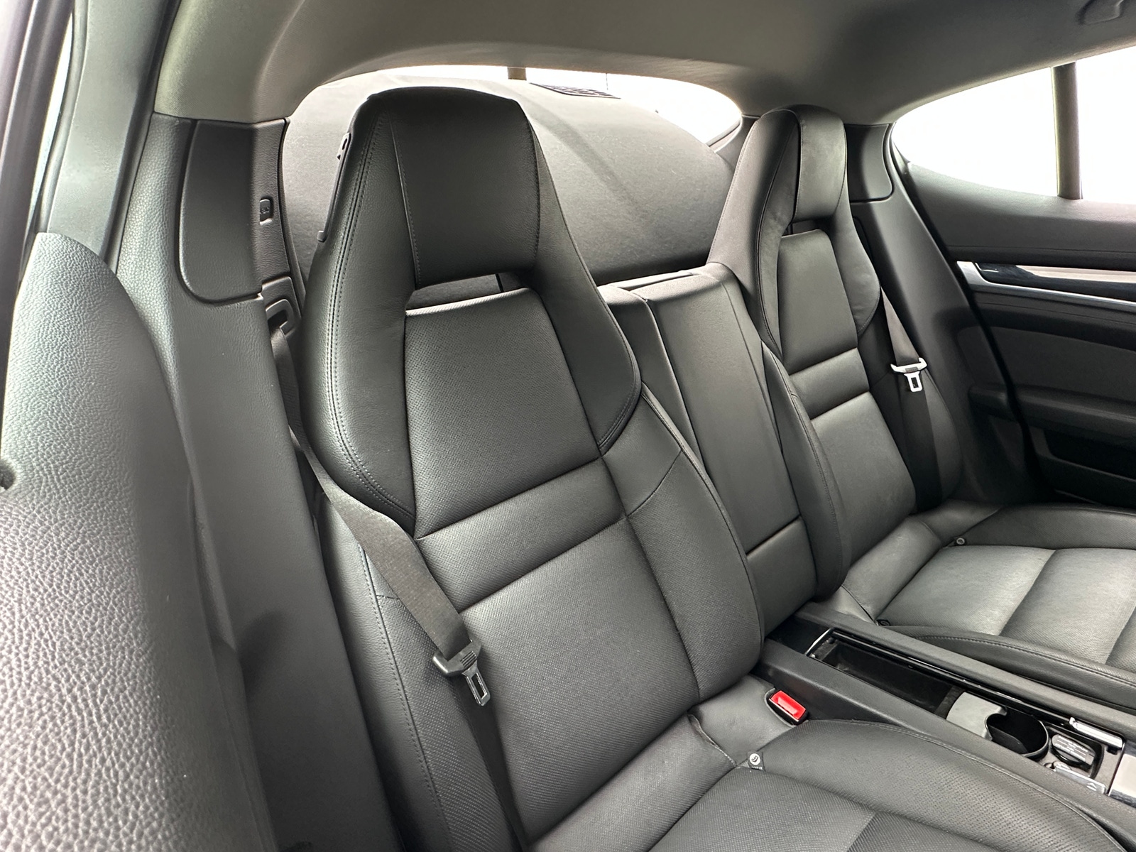 Thumbnail: 2012 Porsche Panamera - 4