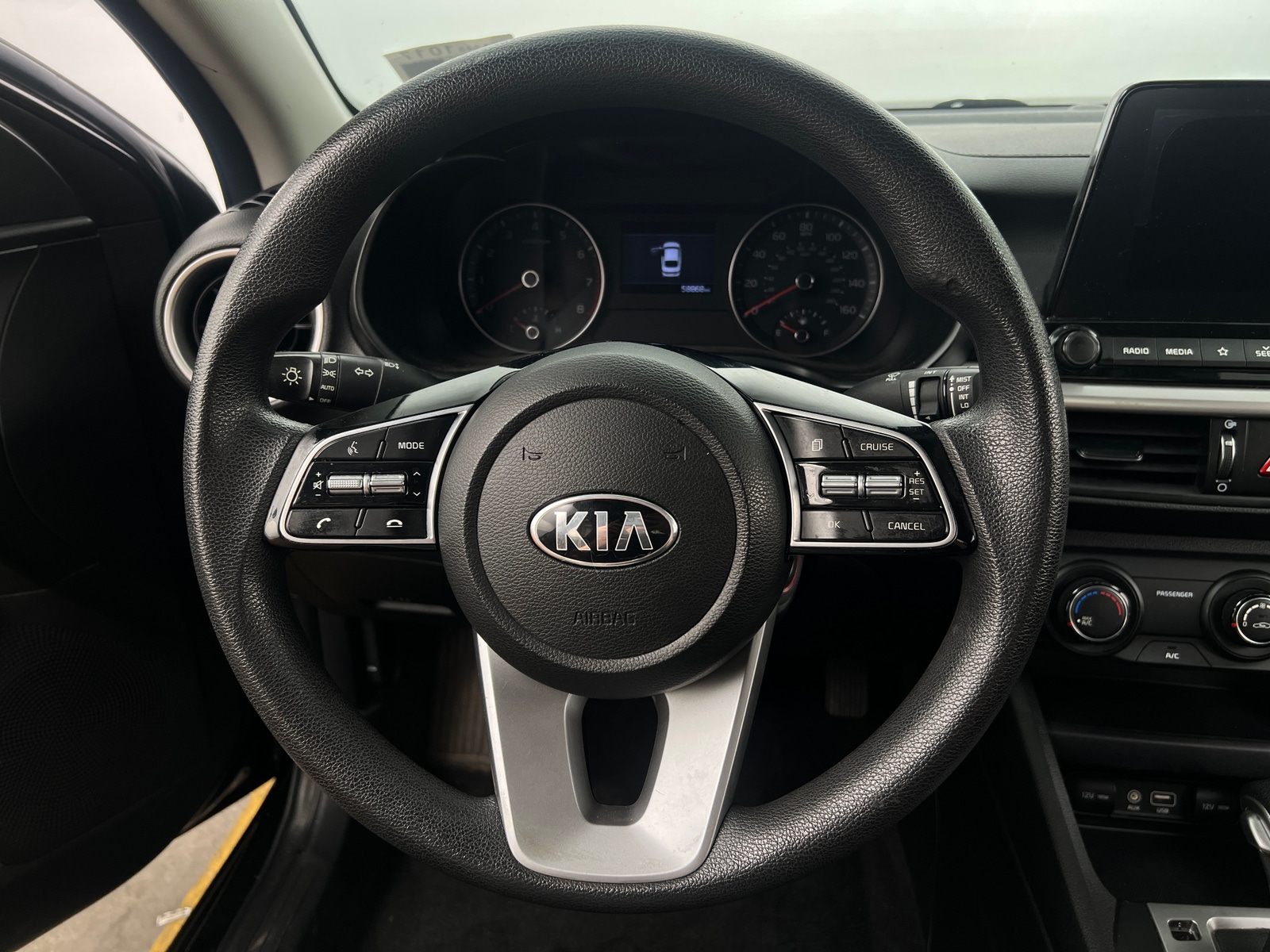 Thumbnail: 2020 Kia Forte - 5