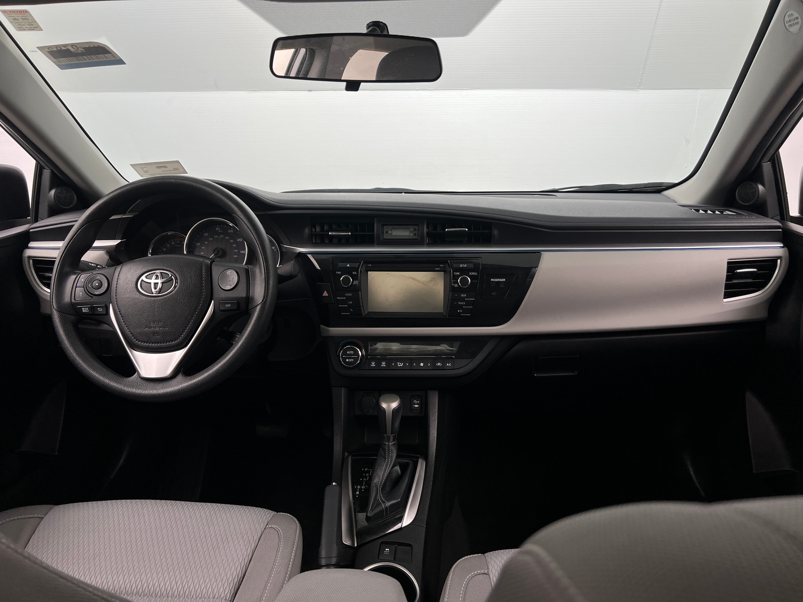 Thumbnail: 2016 Toyota Corolla - 3