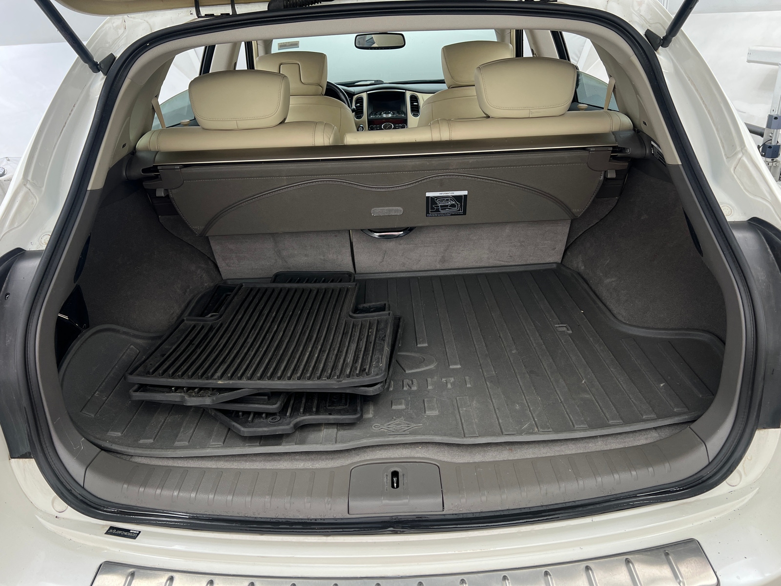 Thumbnail: 2017 INFINITI QX50 - 6
