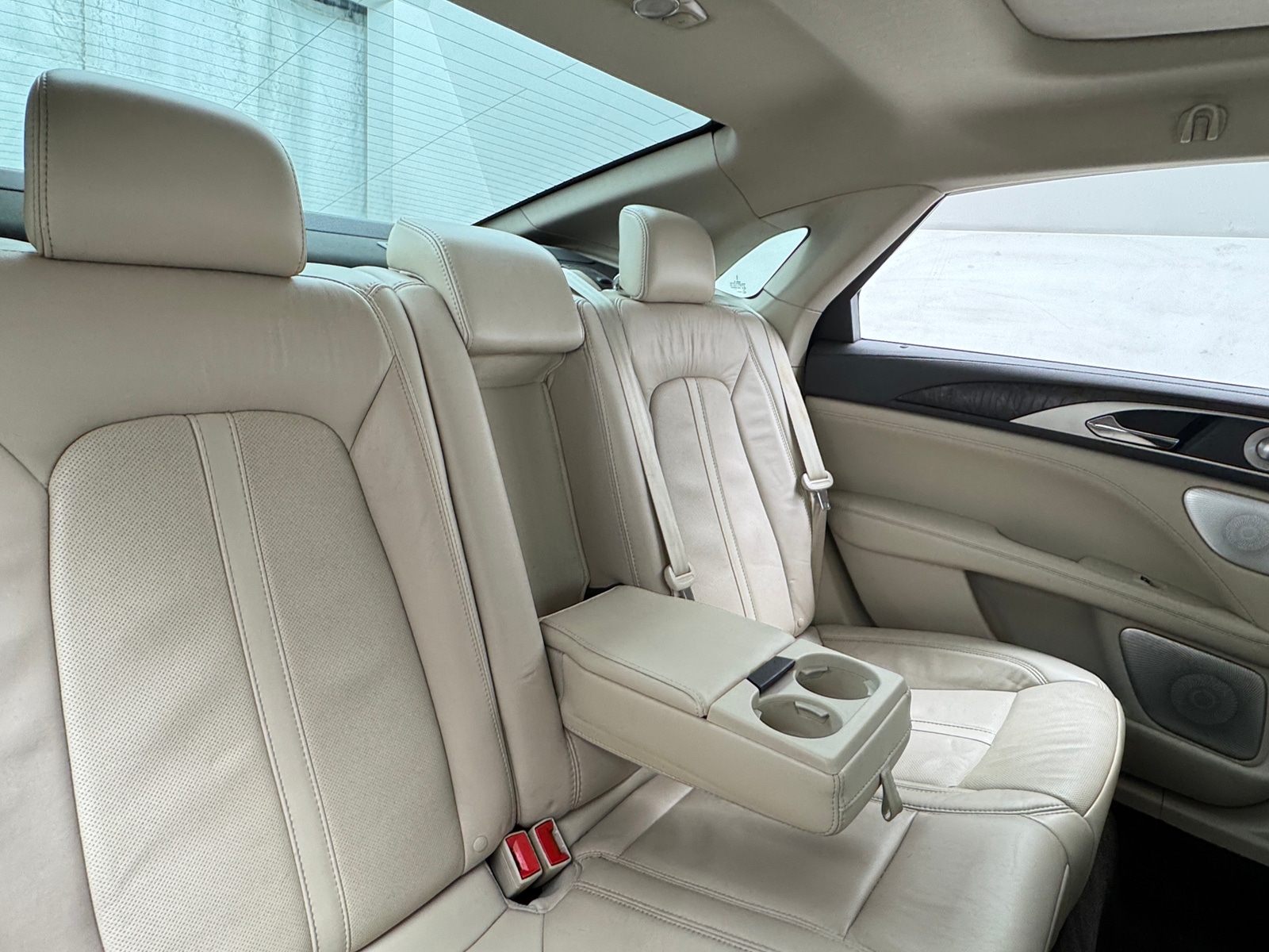 Thumbnail: 2020 Lincoln MKZ - 5
