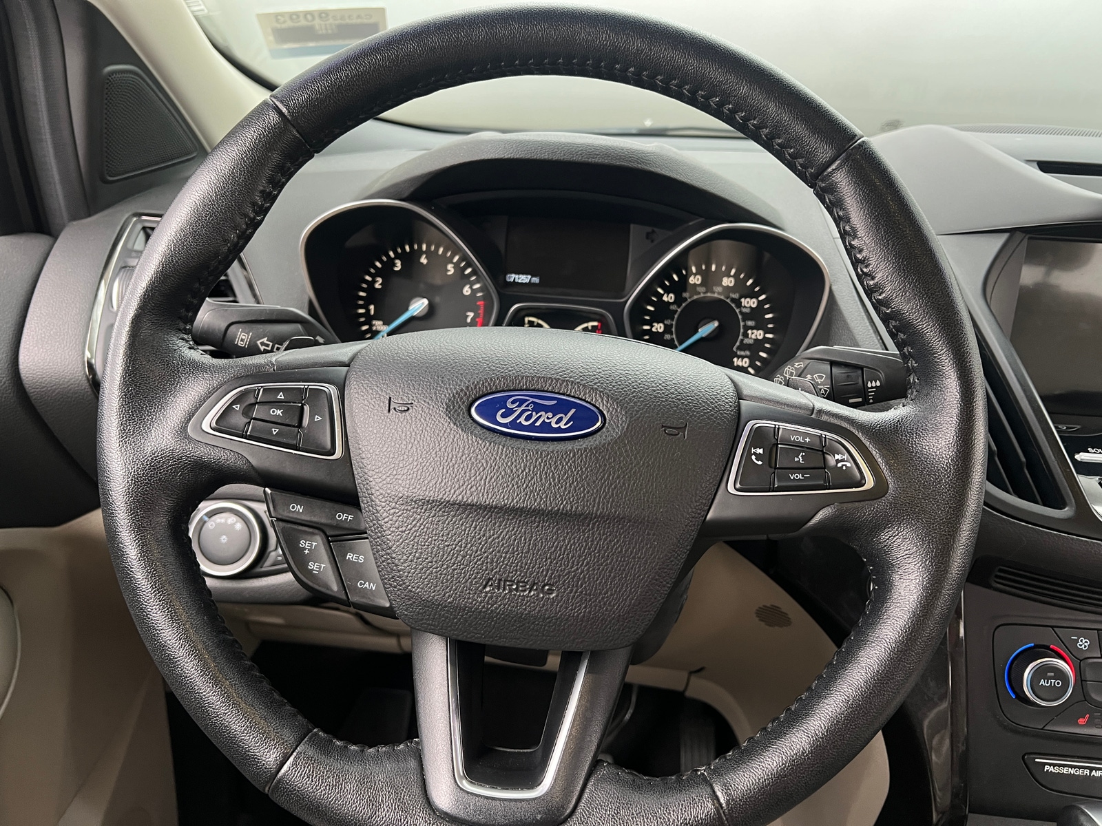 Thumbnail: 2017 Ford Escape - 4